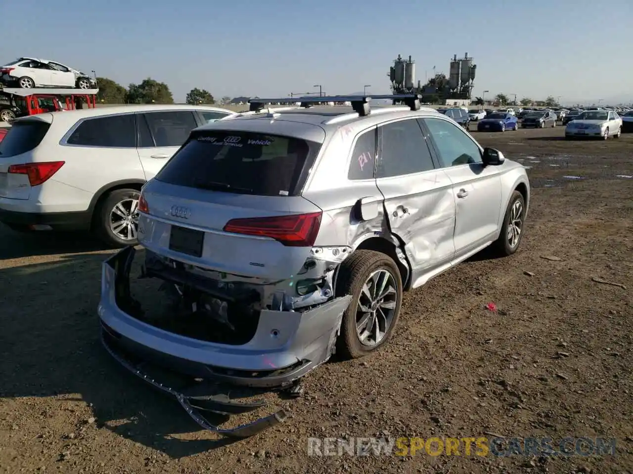 4 Photograph of a damaged car WA1AAAFY2M2025328 AUDI Q5 2021