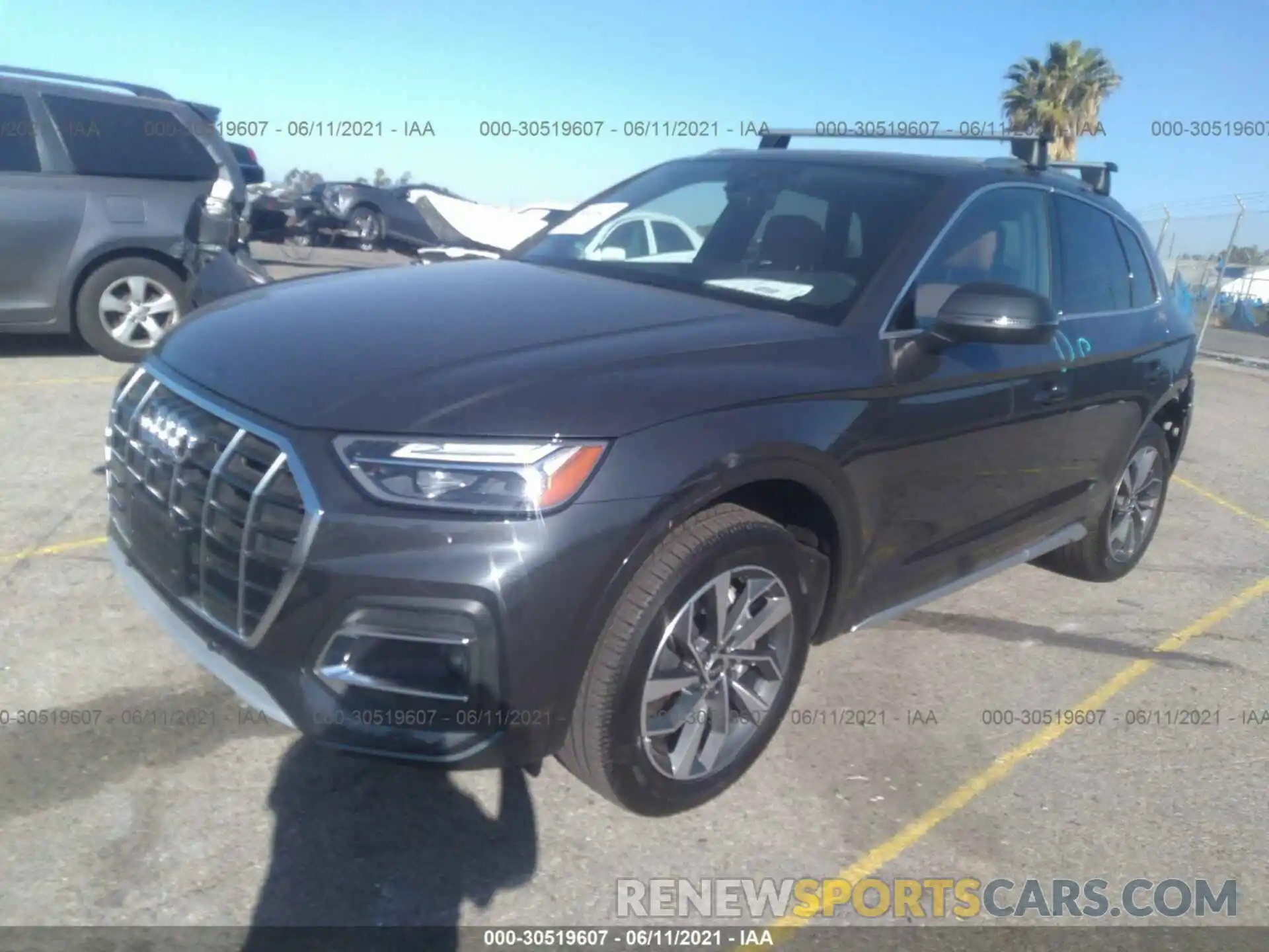 2 Photograph of a damaged car WA1AAAFY2M2033476 AUDI Q5 2021