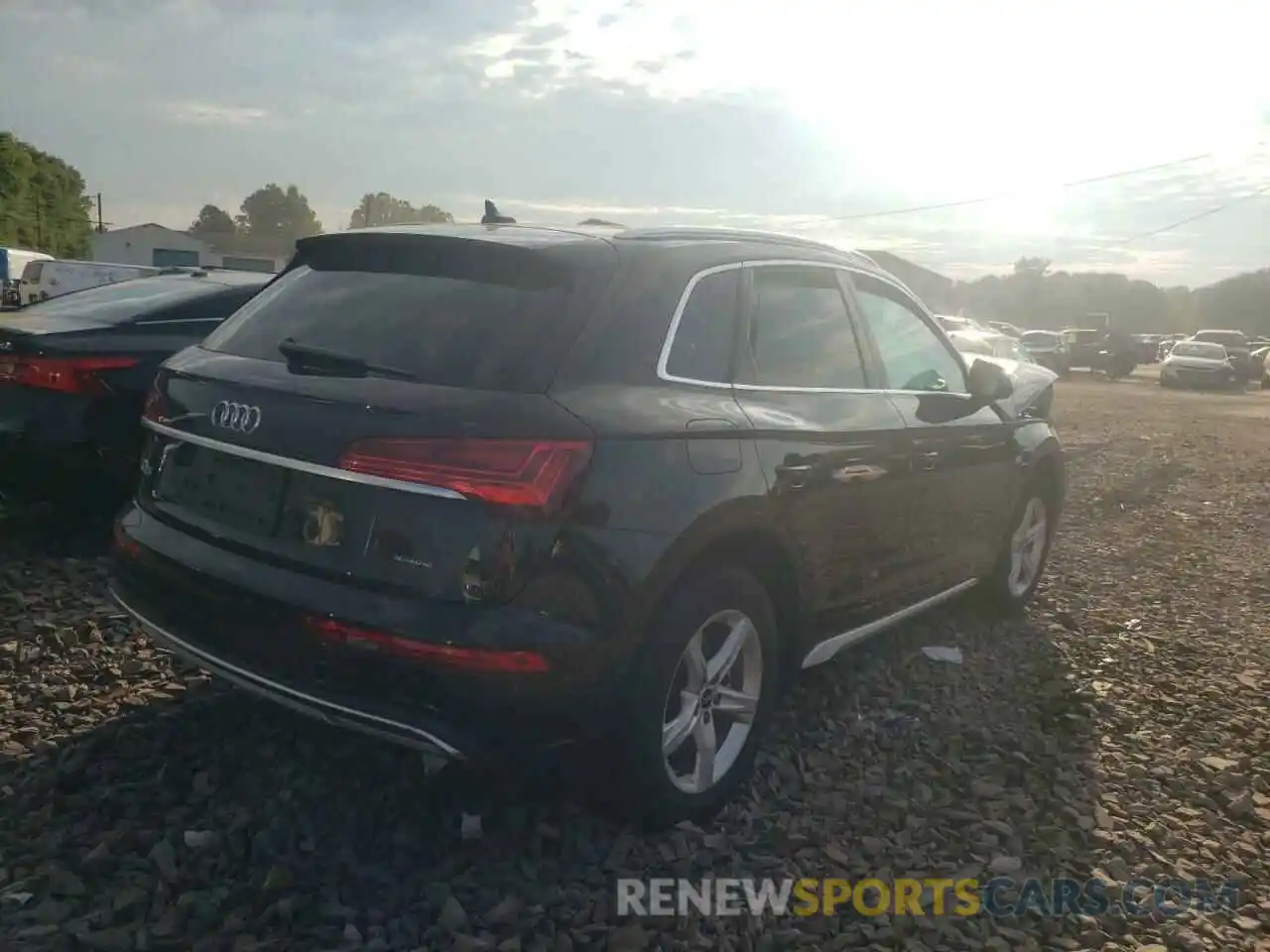 4 Photograph of a damaged car WA1AAAFY2M2113649 AUDI Q5 2021