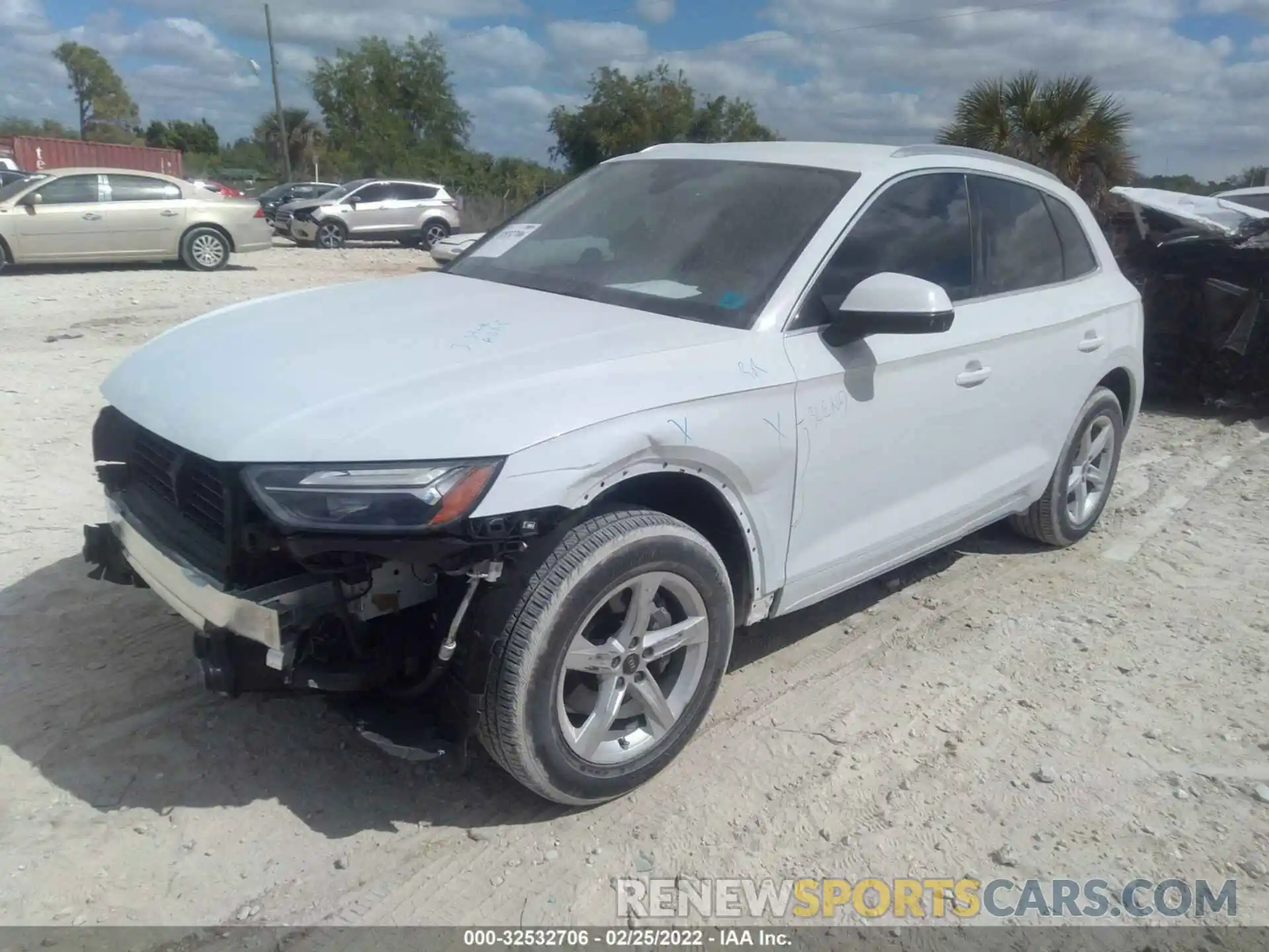 2 Photograph of a damaged car WA1AAAFY2M2132086 AUDI Q5 2021