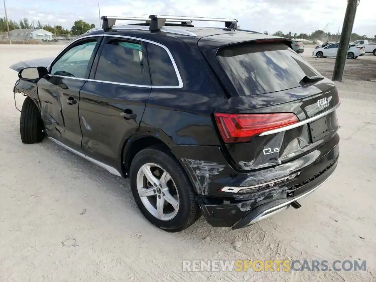 3 Photograph of a damaged car WA1AAAFY3M2009767 AUDI Q5 2021