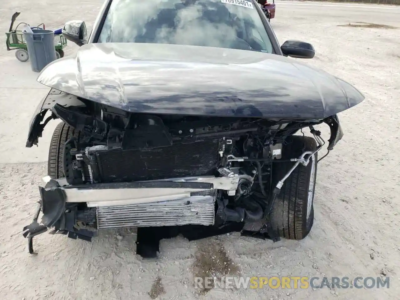 9 Photograph of a damaged car WA1AAAFY3M2009767 AUDI Q5 2021