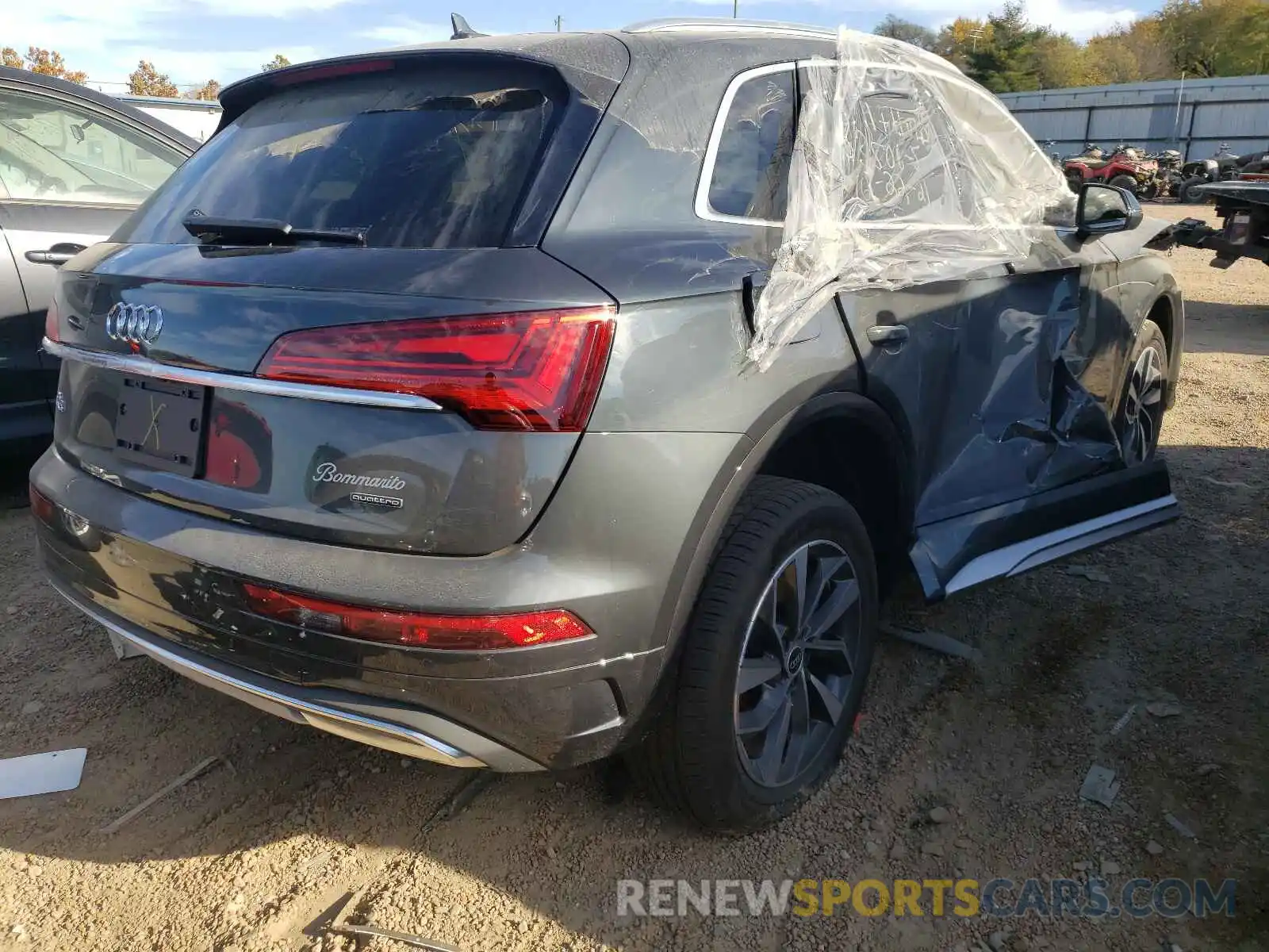 4 Photograph of a damaged car WA1AAAFY3M2112686 AUDI Q5 2021