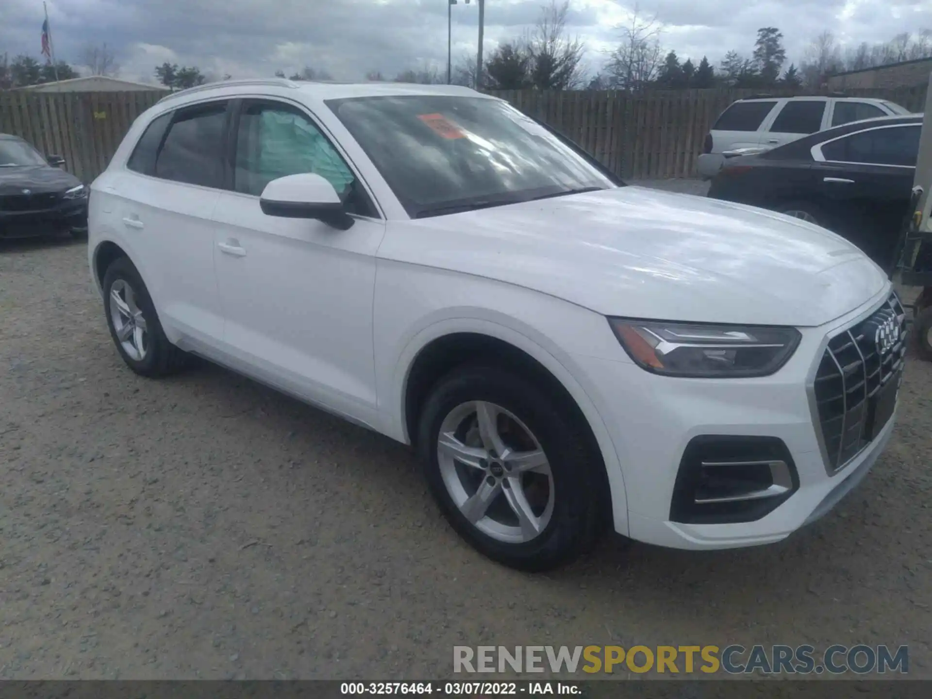 1 Photograph of a damaged car WA1AAAFY3M2126068 AUDI Q5 2021