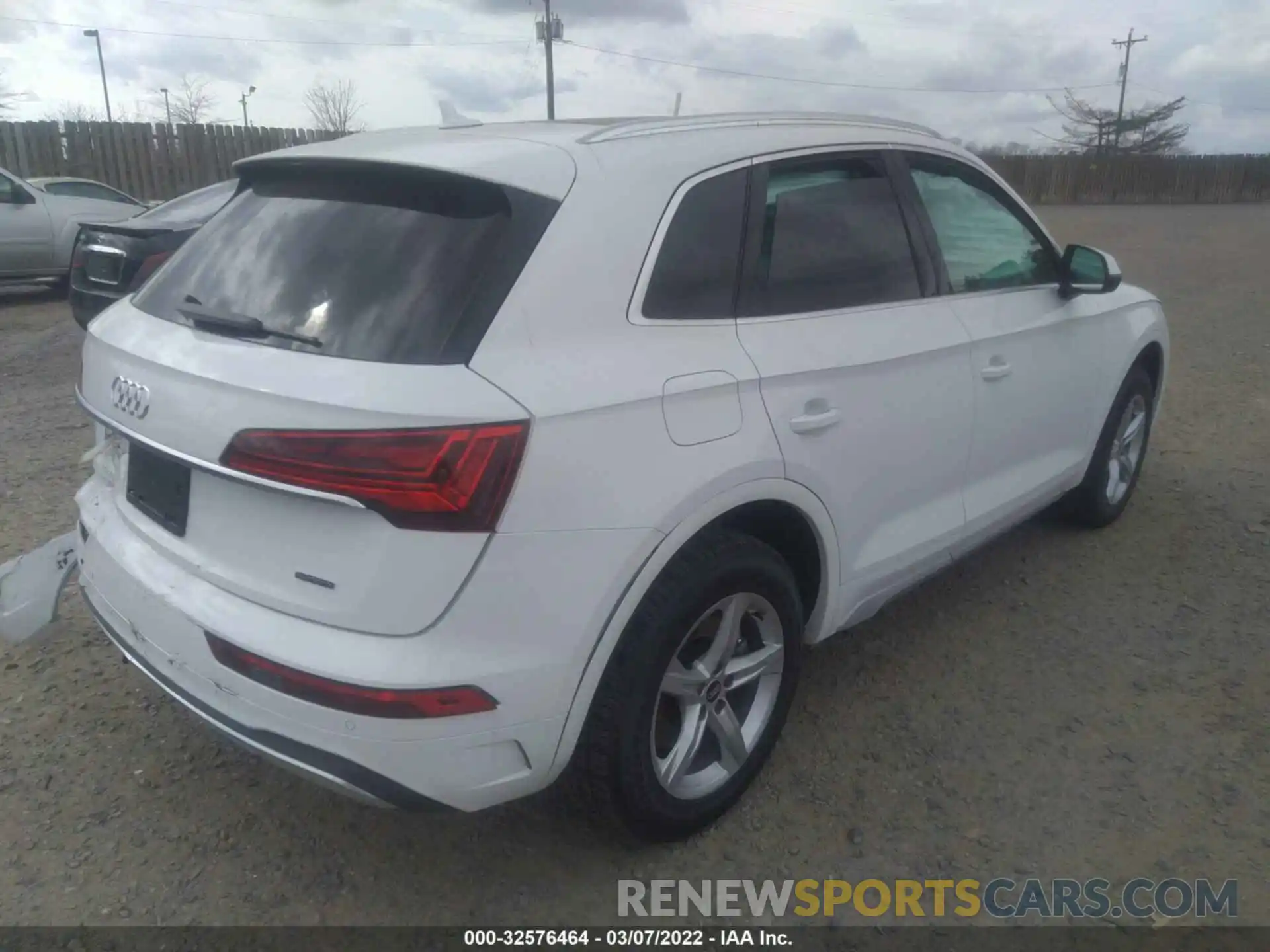 4 Фотография поврежденного автомобиля WA1AAAFY3M2126068 AUDI Q5 2021