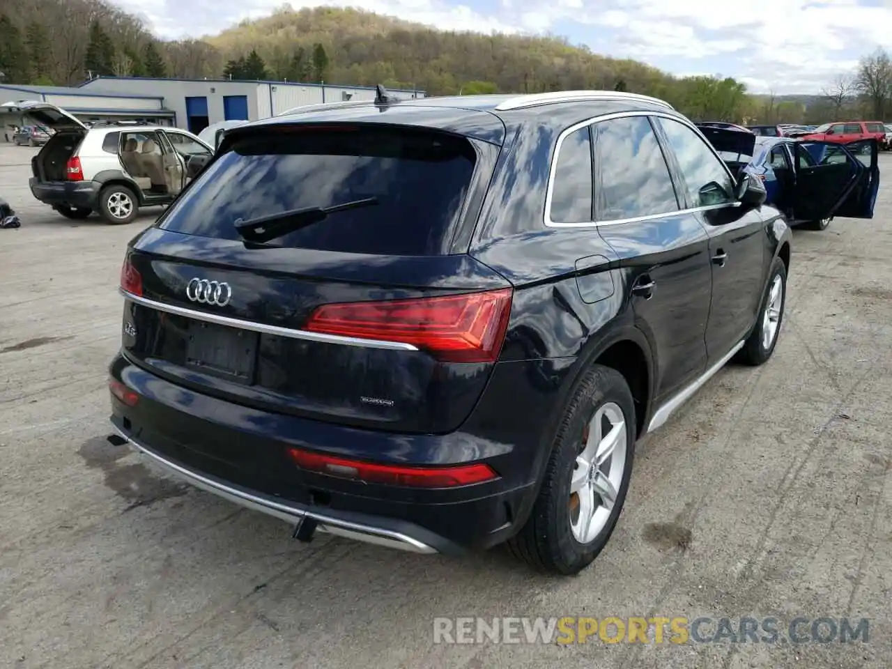 4 Фотография поврежденного автомобиля WA1AAAFY4M2001872 AUDI Q5 2021