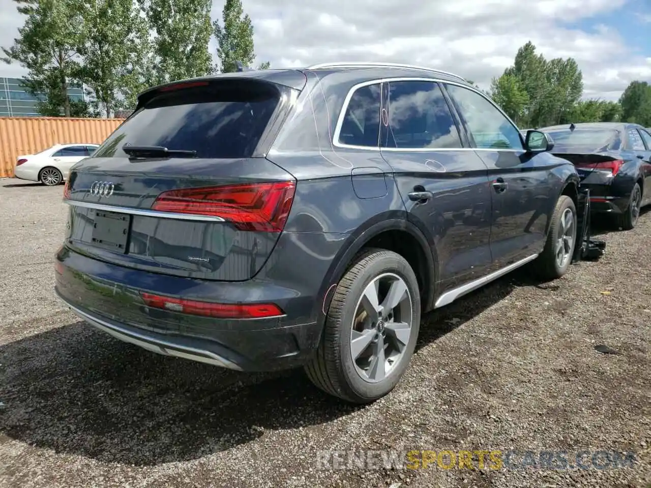 4 Фотография поврежденного автомобиля WA1AAAFY4M2004562 AUDI Q5 2021