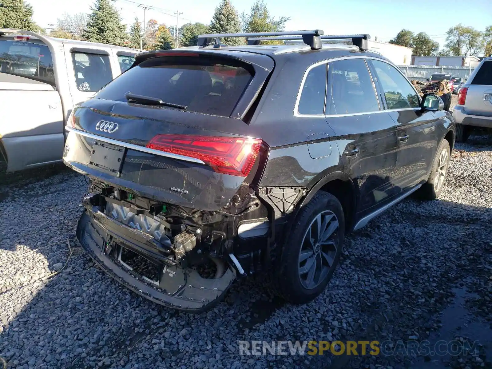 4 Photograph of a damaged car WA1AAAFY4M2052613 AUDI Q5 2021