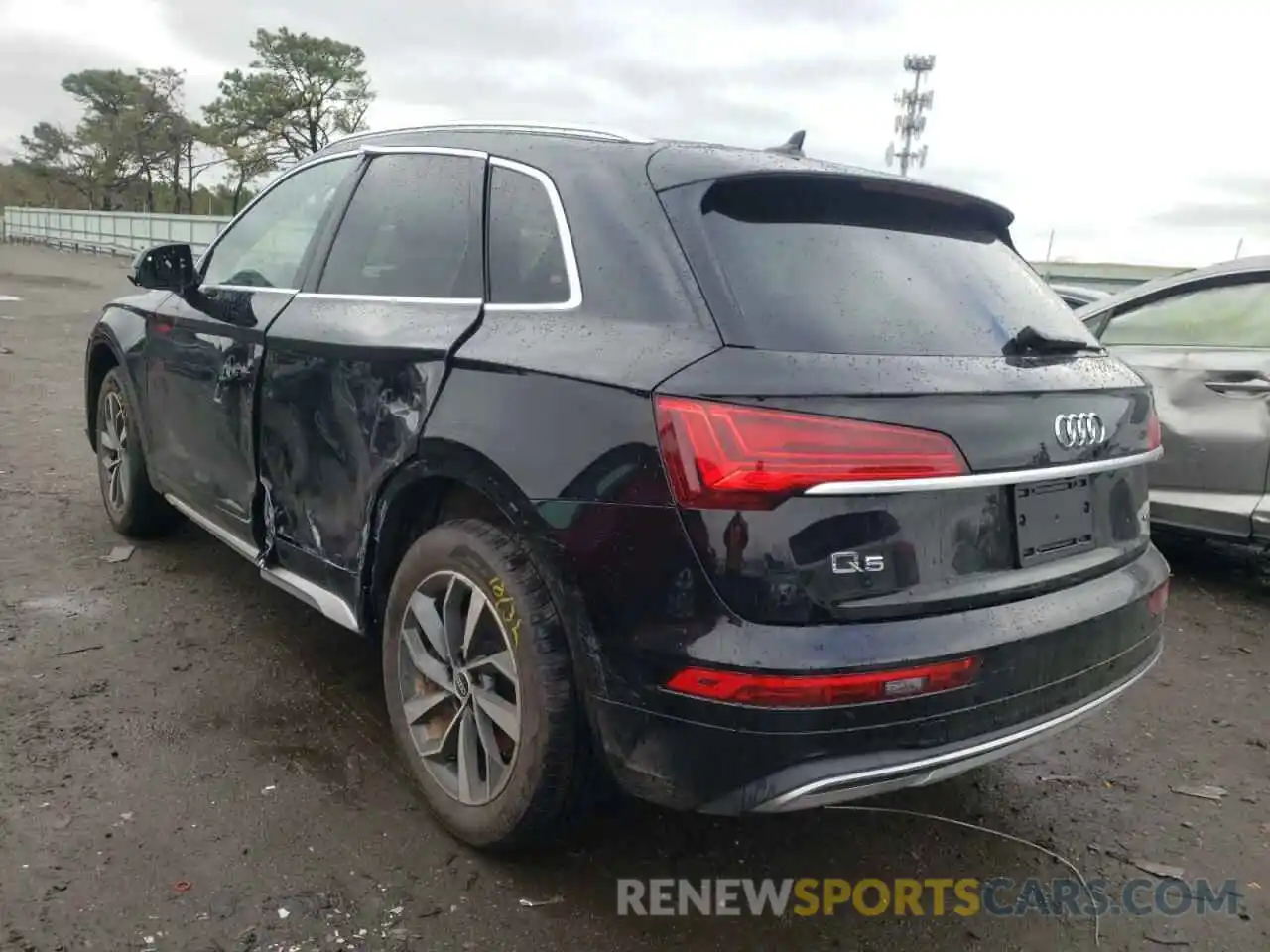 3 Photograph of a damaged car WA1AAAFY4M2079407 AUDI Q5 2021