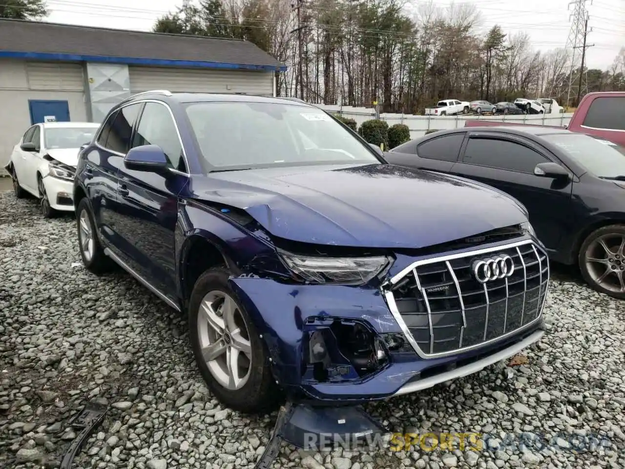 1 Photograph of a damaged car WA1AAAFY4M2086972 AUDI Q5 2021