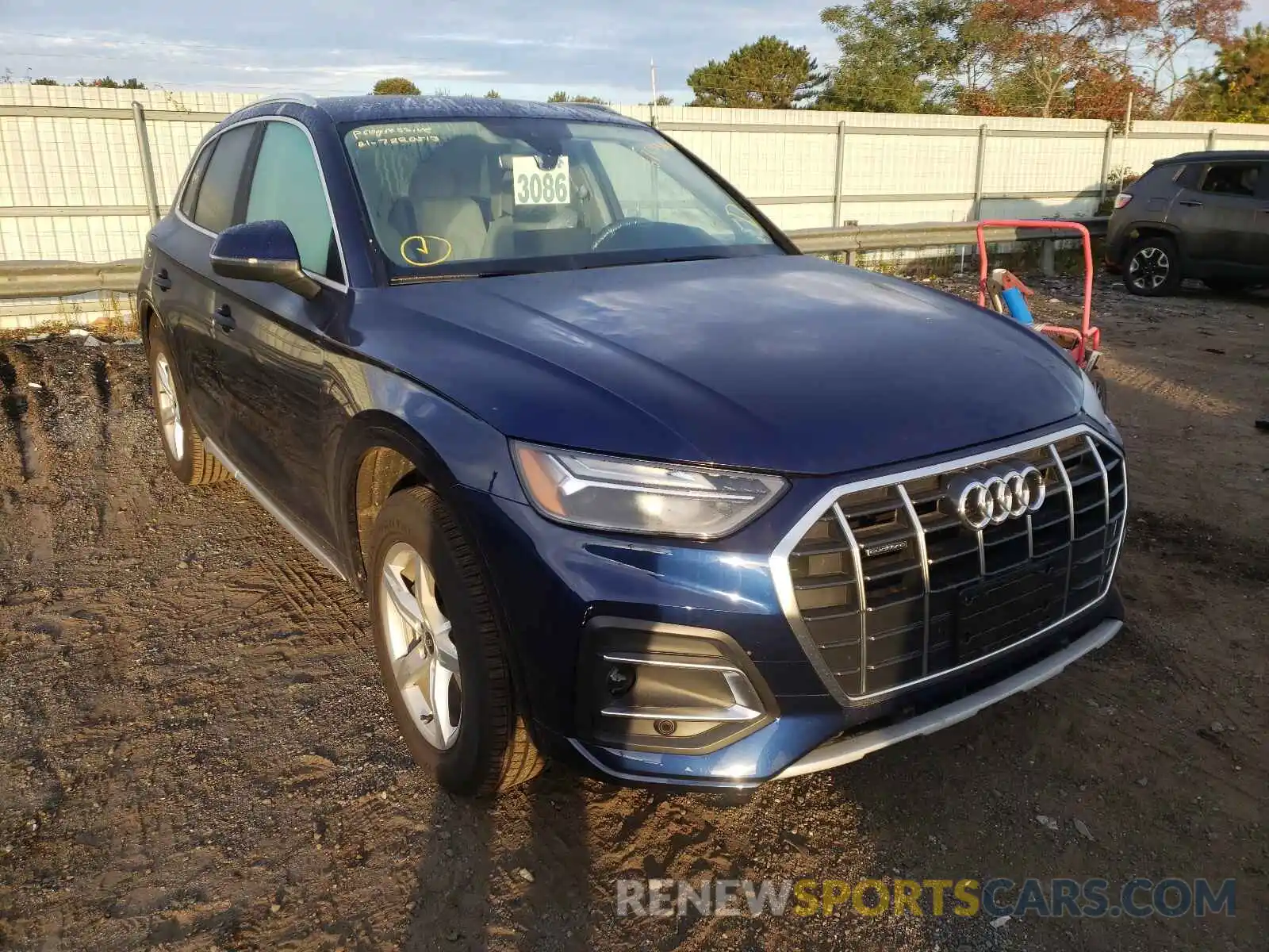 1 Photograph of a damaged car WA1AAAFY4M2108789 AUDI Q5 2021