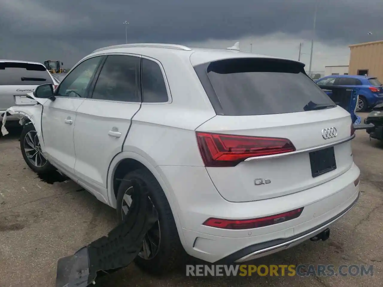 3 Photograph of a damaged car WA1AAAFY5M2008507 AUDI Q5 2021