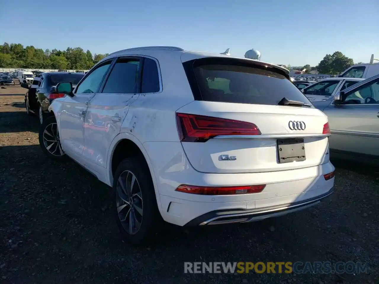 3 Photograph of a damaged car WA1AAAFY5M2025016 AUDI Q5 2021