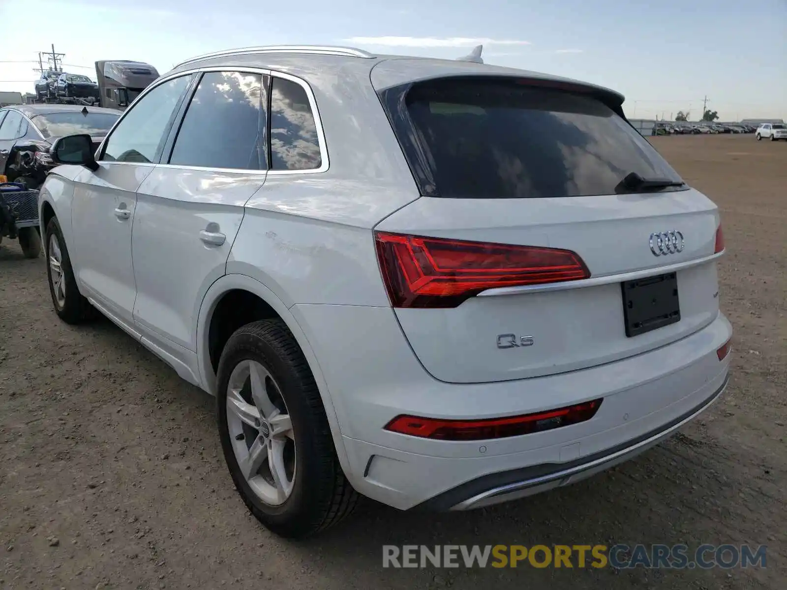 3 Photograph of a damaged car WA1AAAFY5M2062471 AUDI Q5 2021