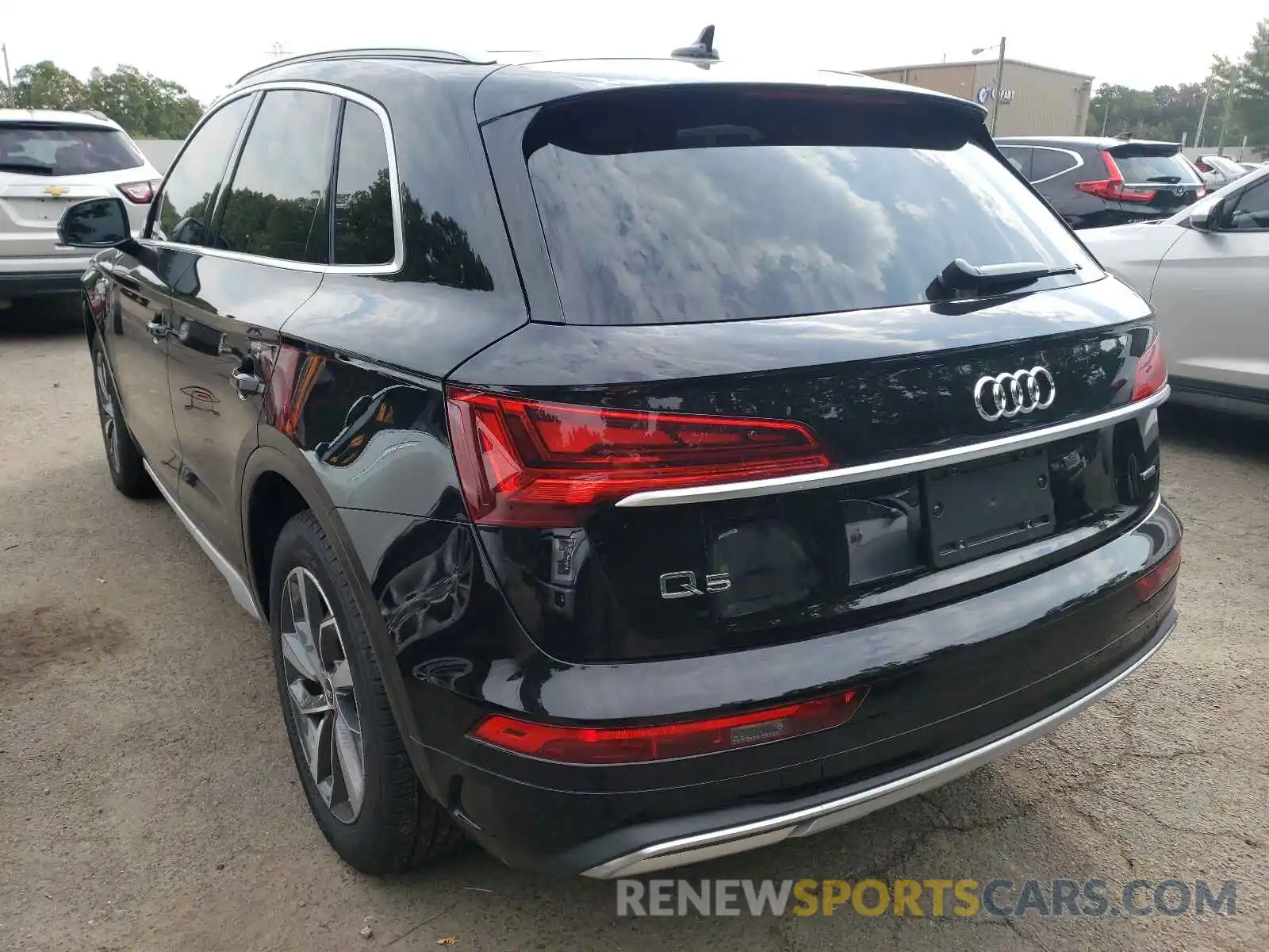 3 Photograph of a damaged car WA1AAAFY5M2064589 AUDI Q5 2021