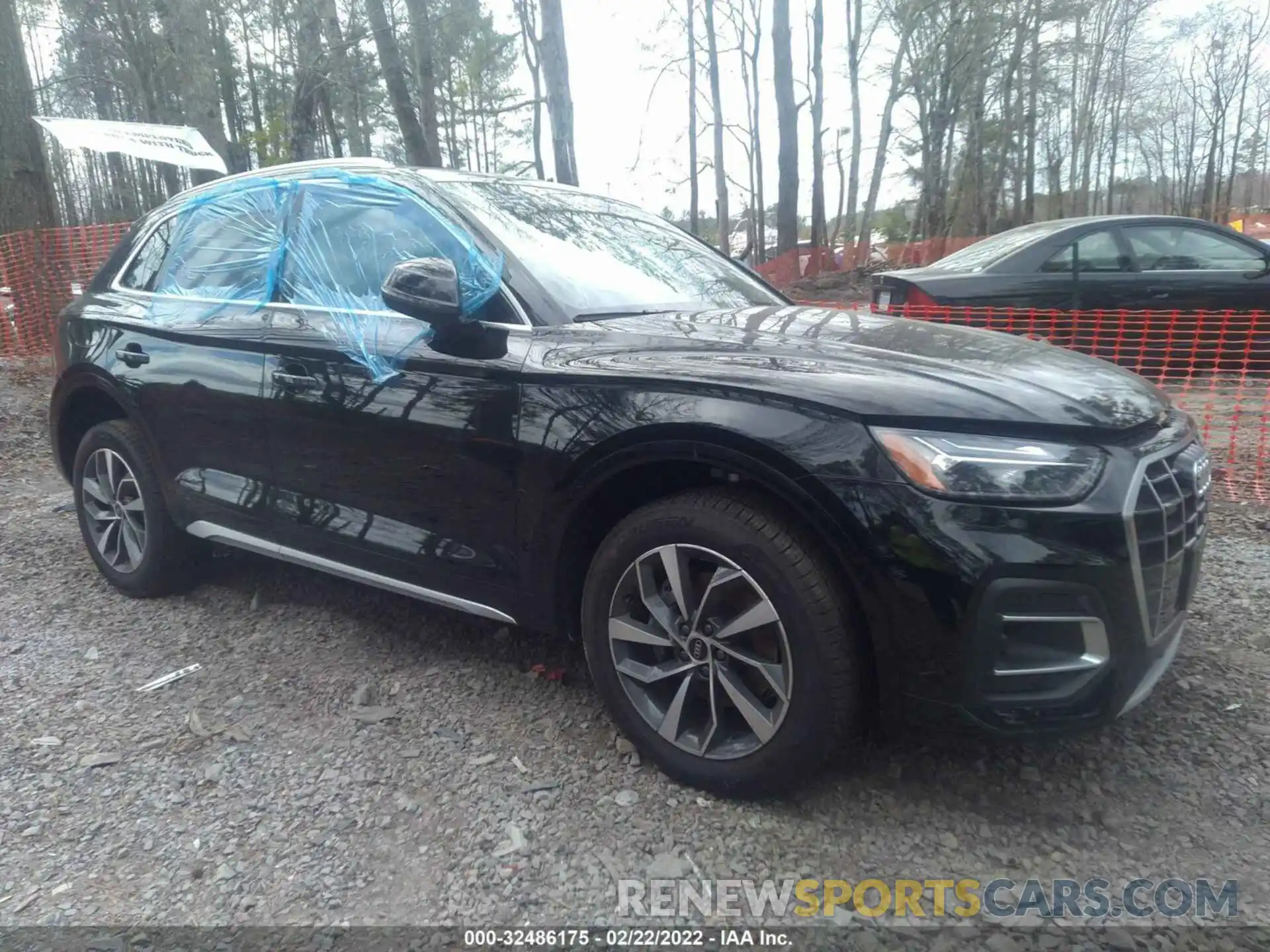 1 Photograph of a damaged car WA1AAAFY5M2066391 AUDI Q5 2021