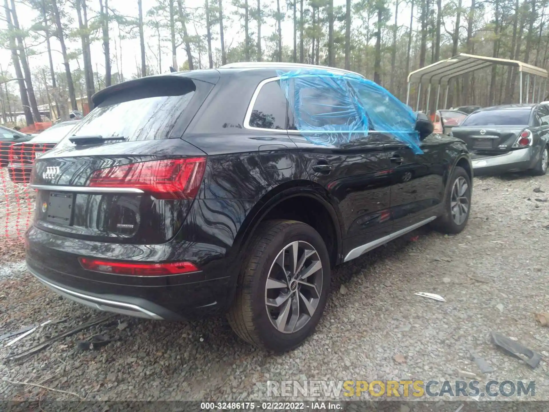 4 Photograph of a damaged car WA1AAAFY5M2066391 AUDI Q5 2021