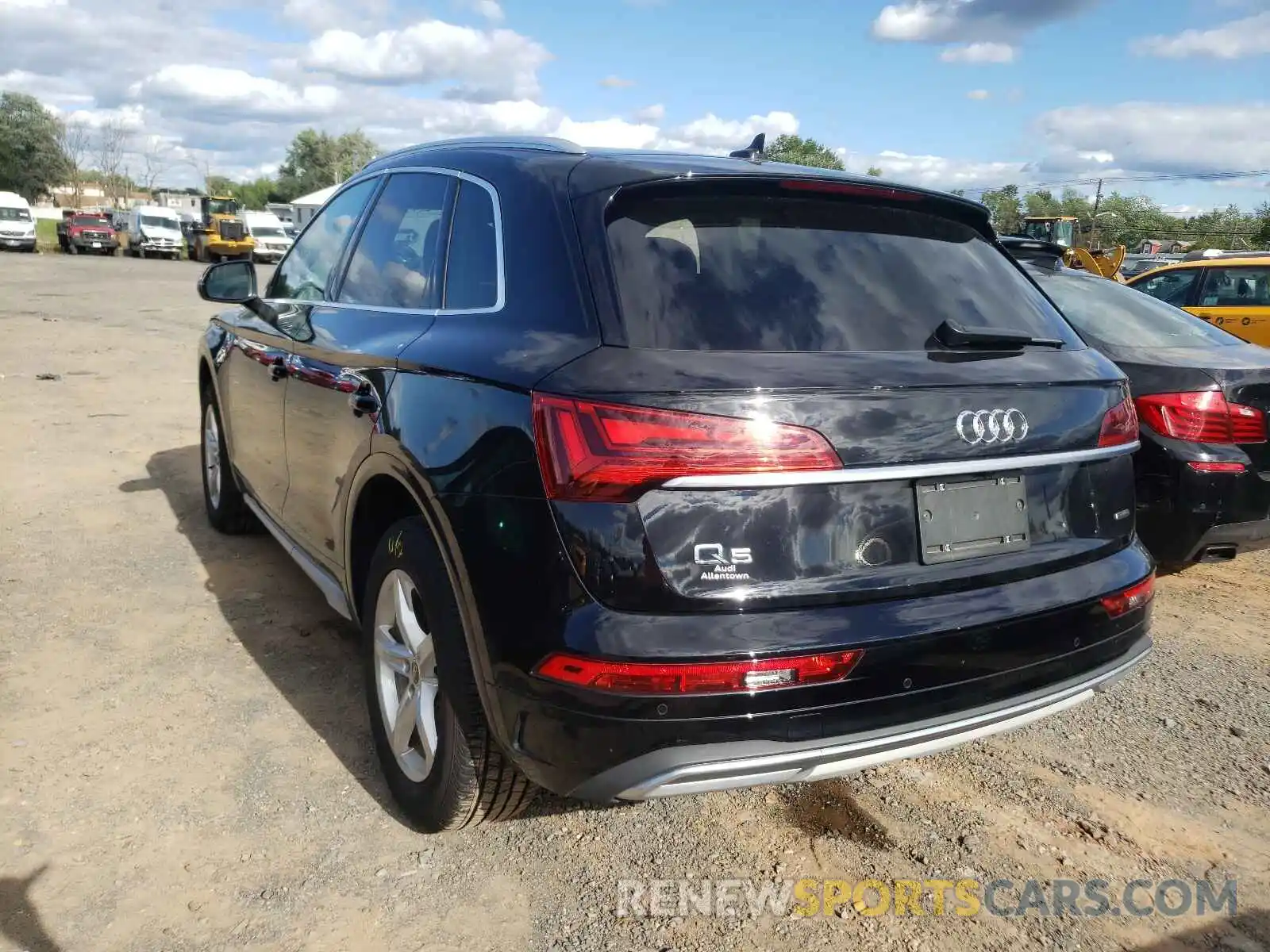 3 Photograph of a damaged car WA1AAAFY6M2002912 AUDI Q5 2021