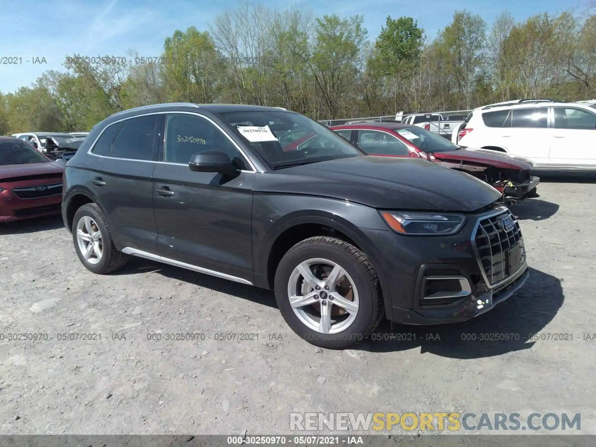 1 Photograph of a damaged car WA1AAAFY6M2004563 AUDI Q5 2021