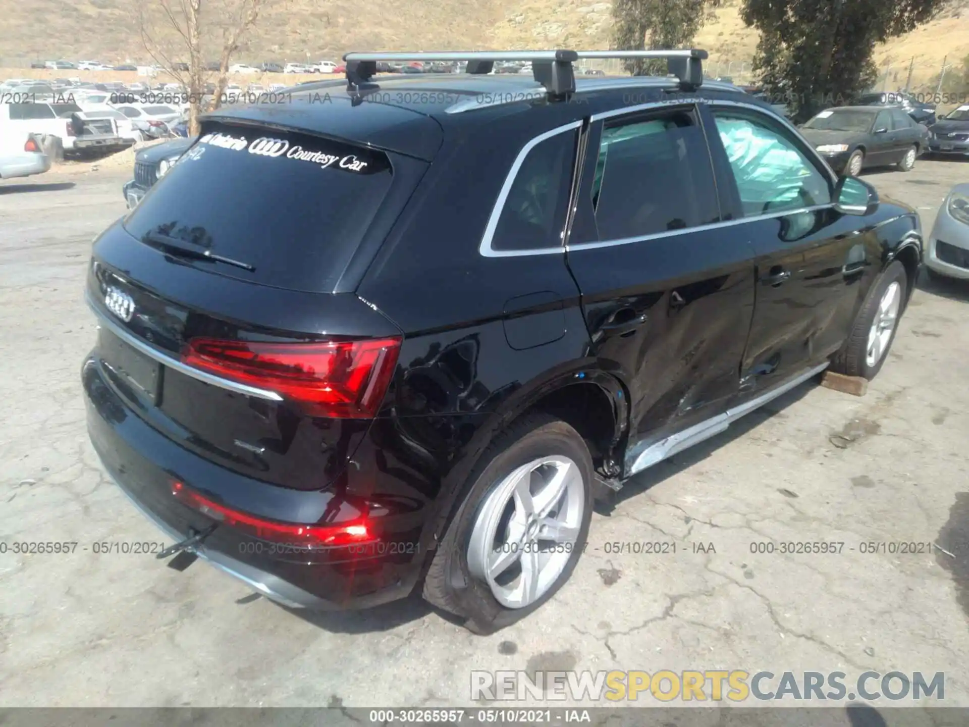 4 Фотография поврежденного автомобиля WA1AAAFY6M2010668 AUDI Q5 2021