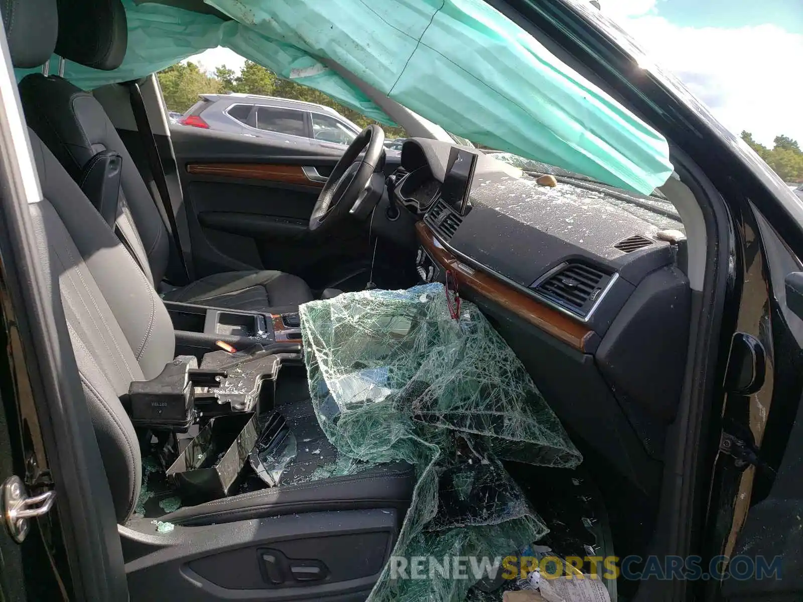 5 Photograph of a damaged car WA1AAAFY6M2030810 AUDI Q5 2021