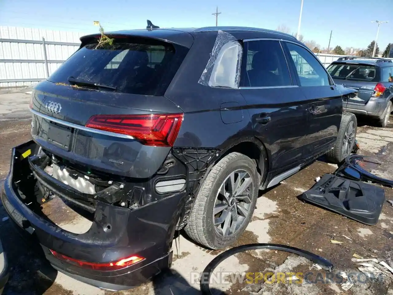 4 Фотография поврежденного автомобиля WA1AAAFY6M2049826 AUDI Q5 2021