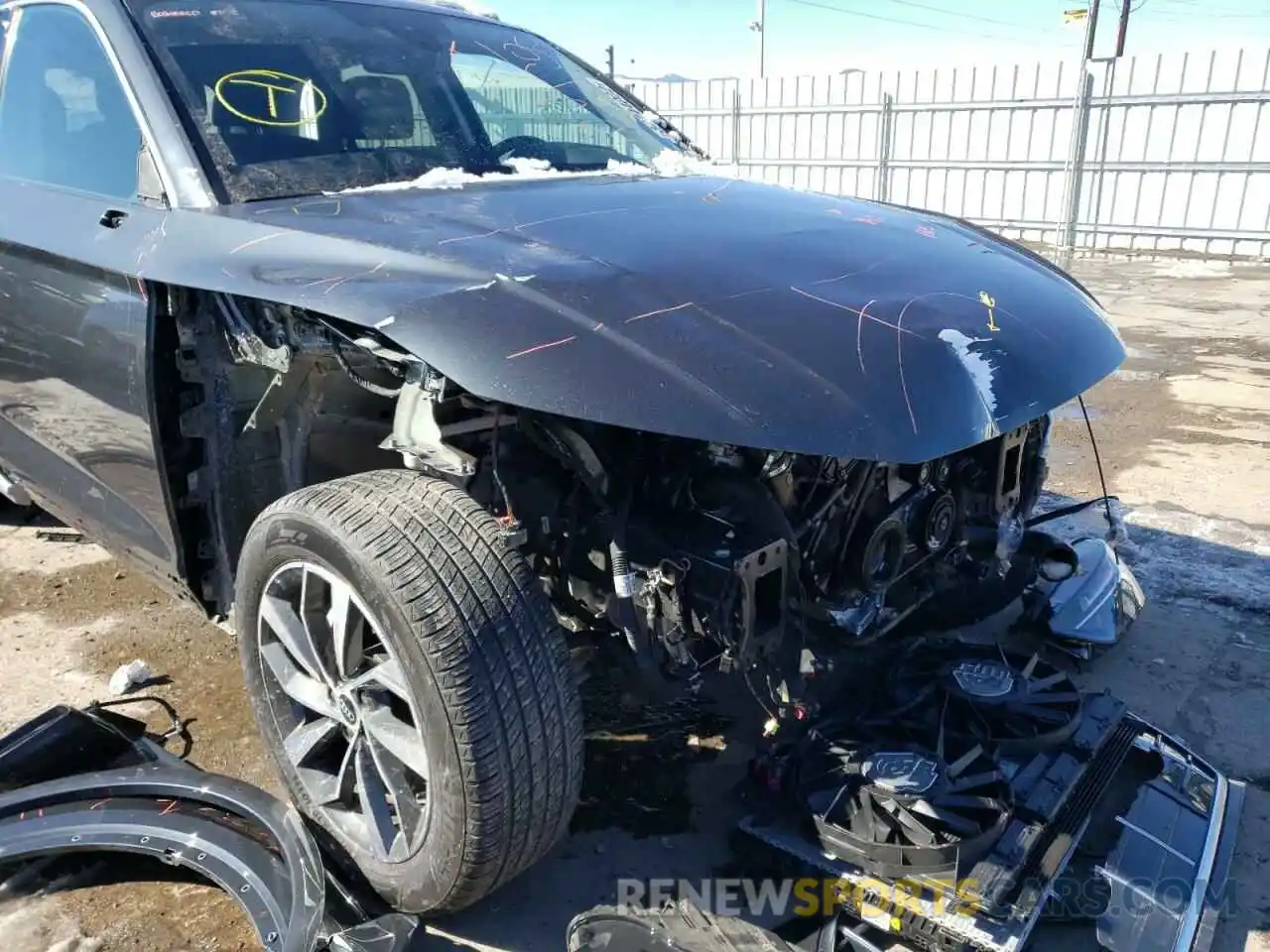 9 Photograph of a damaged car WA1AAAFY6M2049826 AUDI Q5 2021