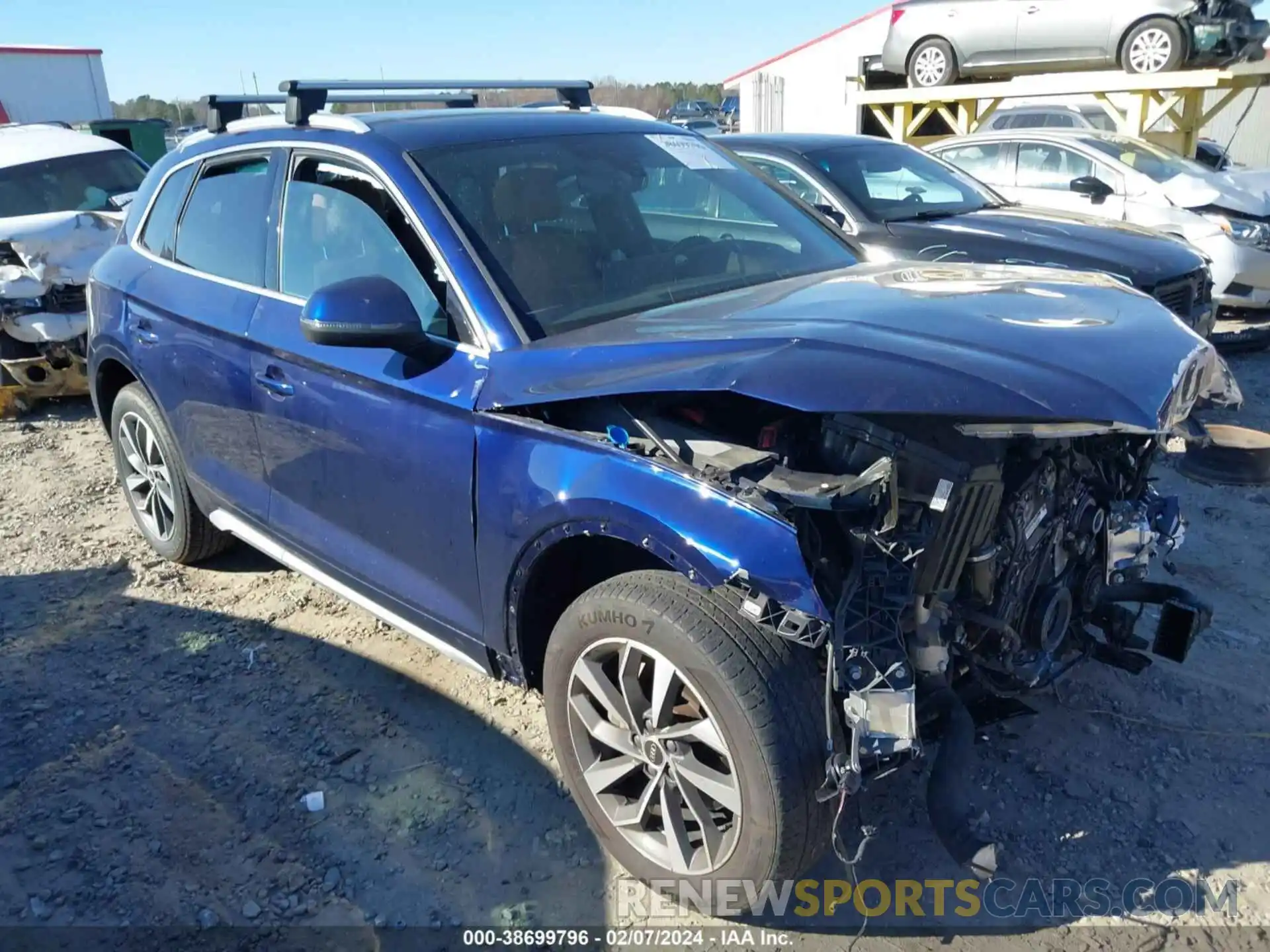 1 Photograph of a damaged car WA1AAAFY6M2093146 AUDI Q5 2021