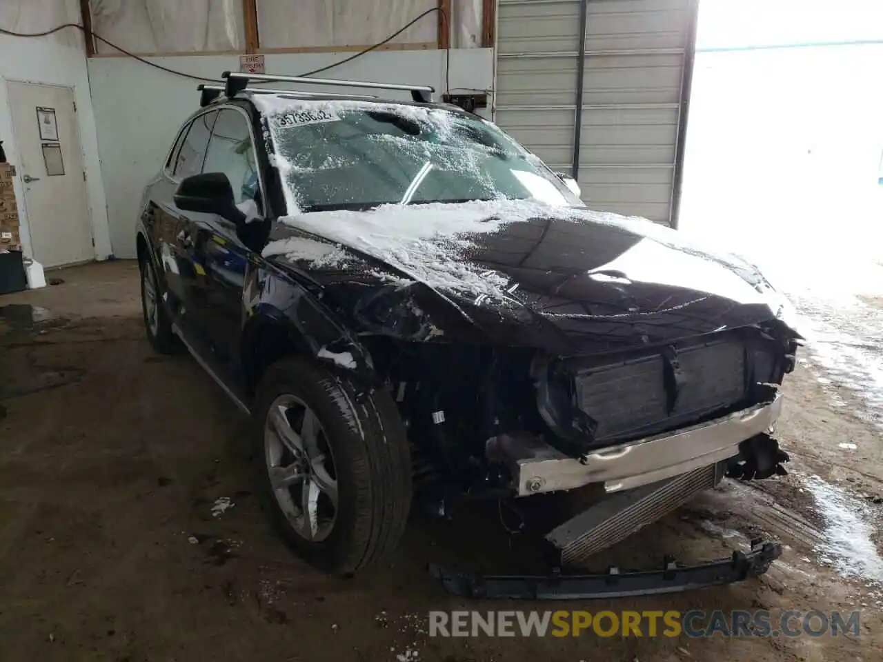 1 Photograph of a damaged car WA1AAAFY6M2106073 AUDI Q5 2021