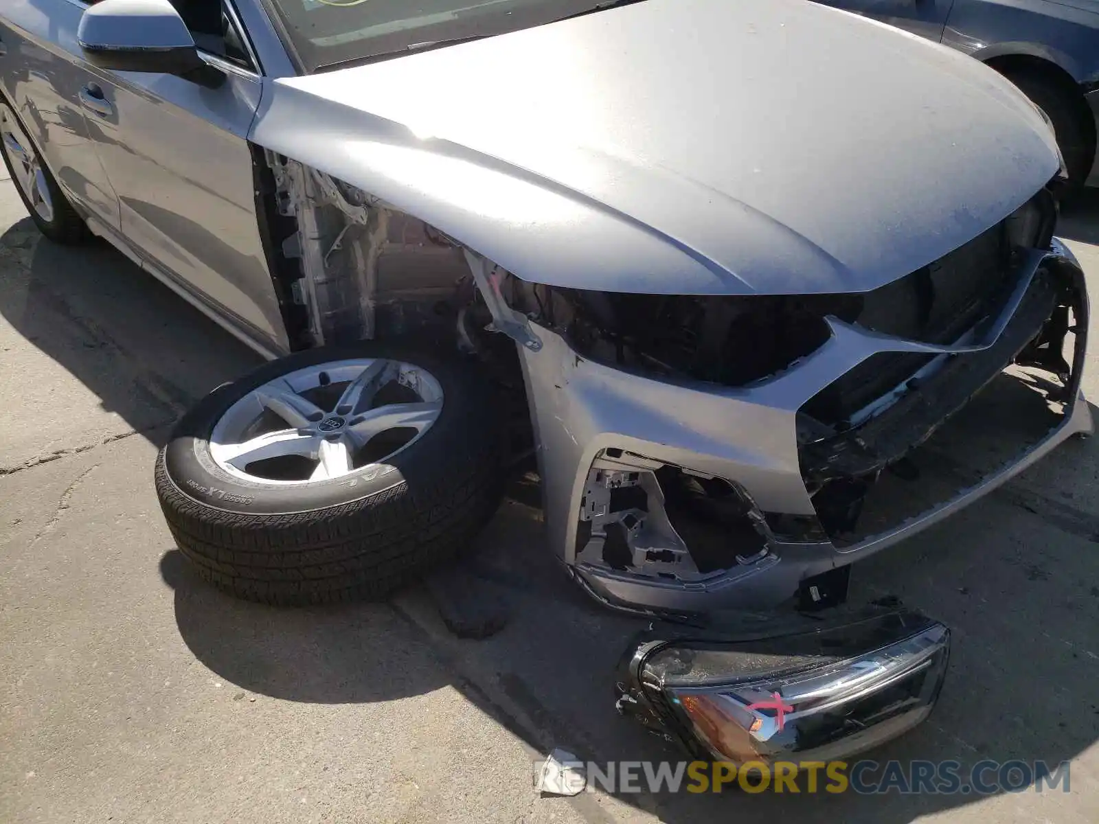 9 Photograph of a damaged car WA1AAAFY7M2046398 AUDI Q5 2021