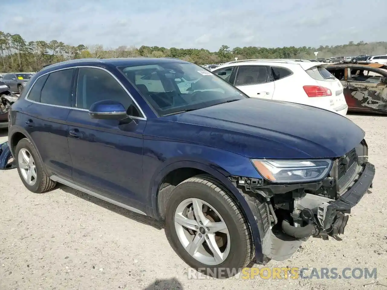 4 Photograph of a damaged car WA1AAAFY7M2053495 AUDI Q5 2021