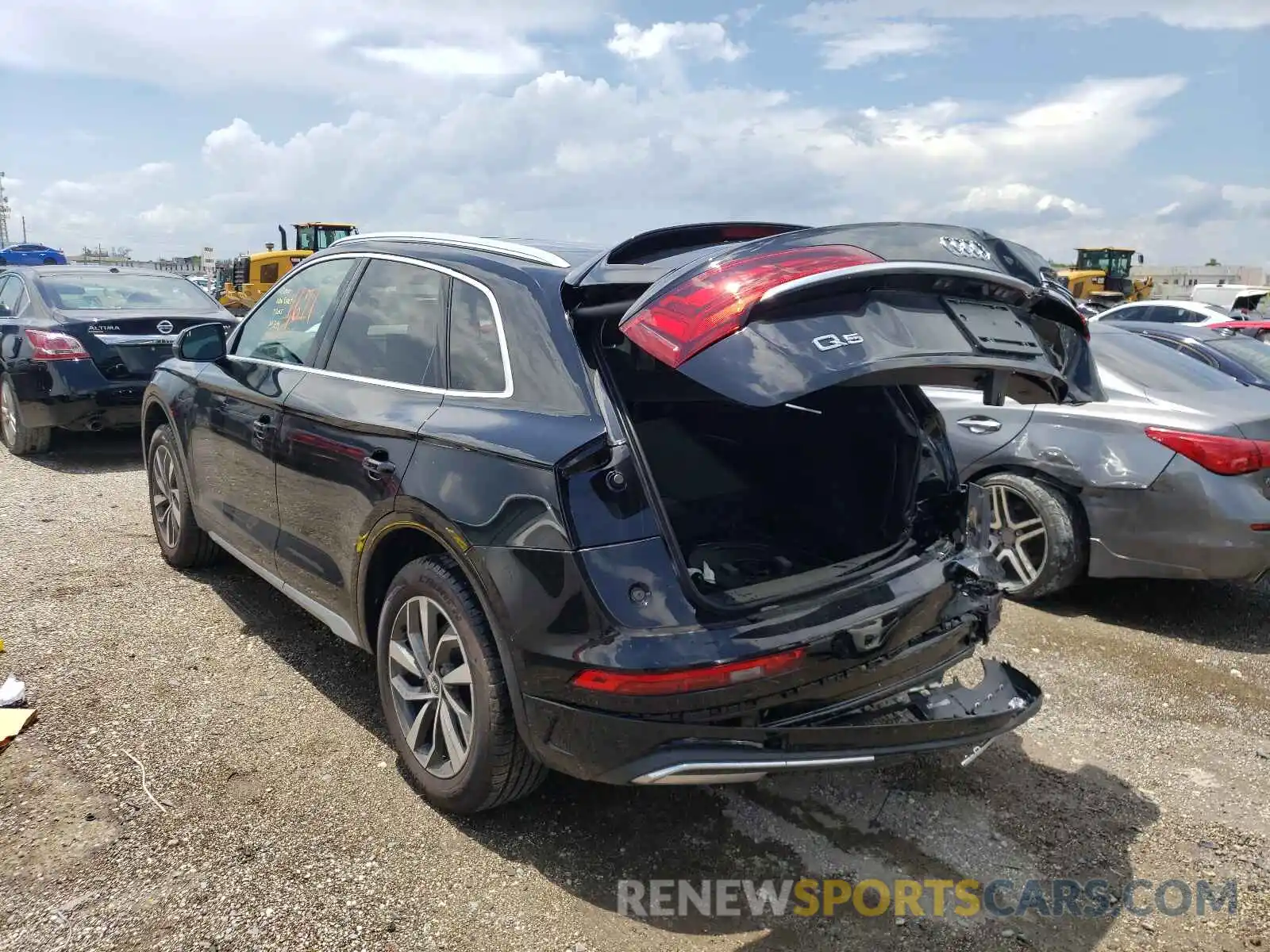 3 Photograph of a damaged car WA1AAAFY7M2072158 AUDI Q5 2021