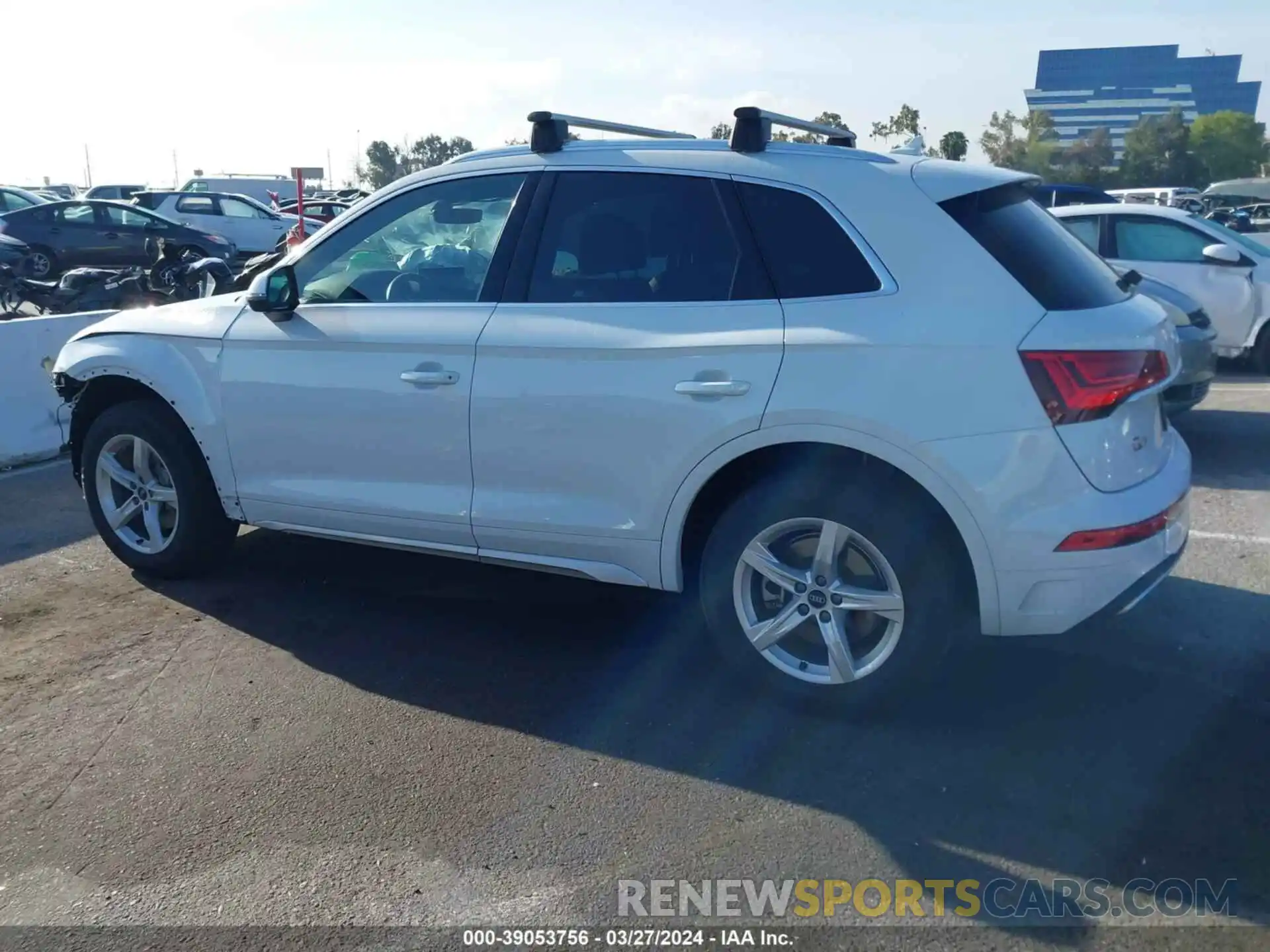 15 Photograph of a damaged car WA1AAAFY7M2105109 AUDI Q5 2021