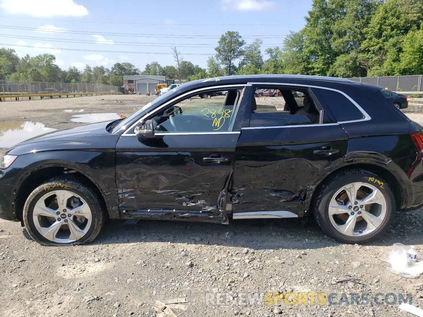 9 Photograph of a damaged car WA1AAAFY8M2026001 AUDI Q5 2021