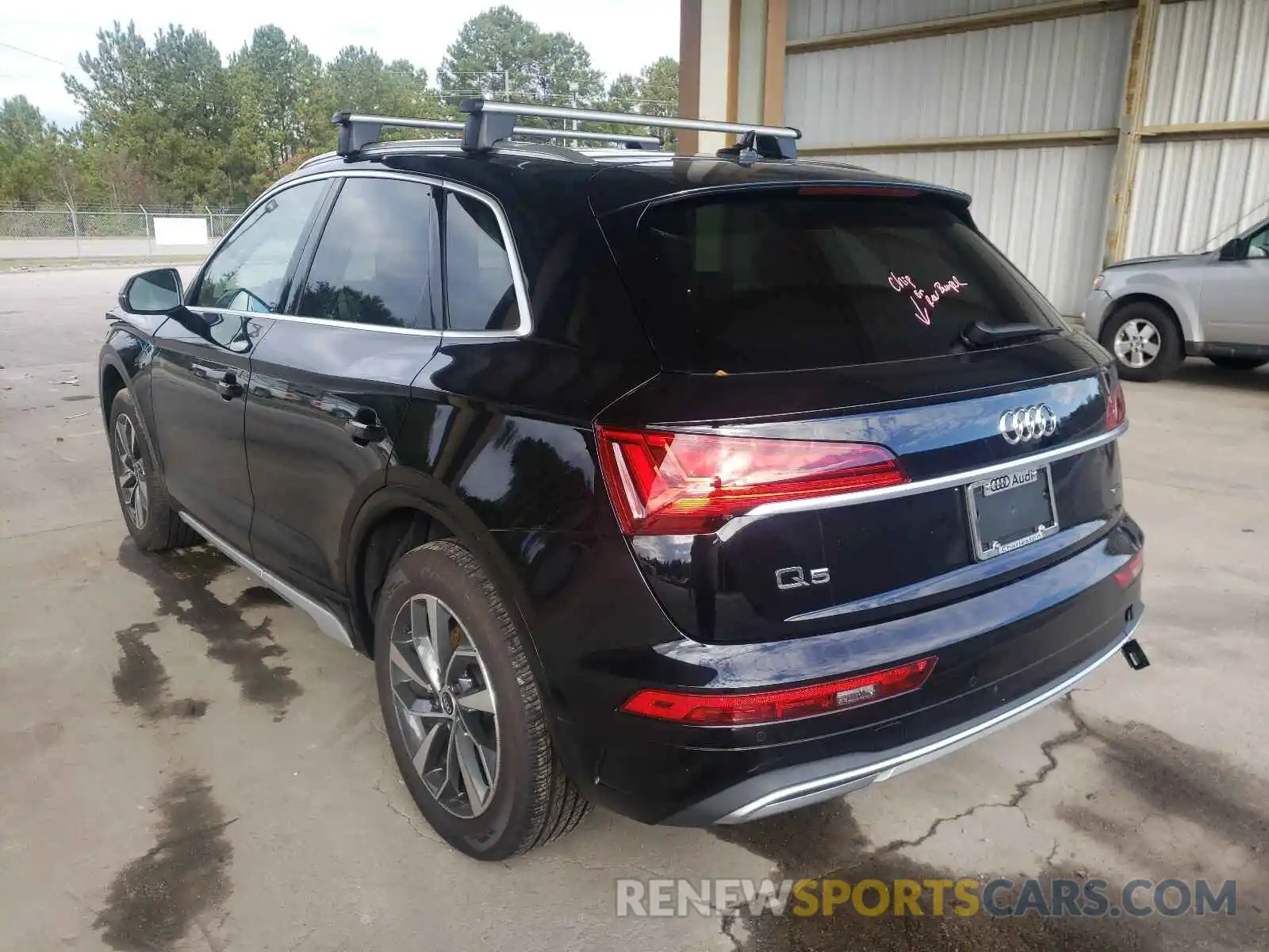 3 Photograph of a damaged car WA1AAAFY8M2078907 AUDI Q5 2021