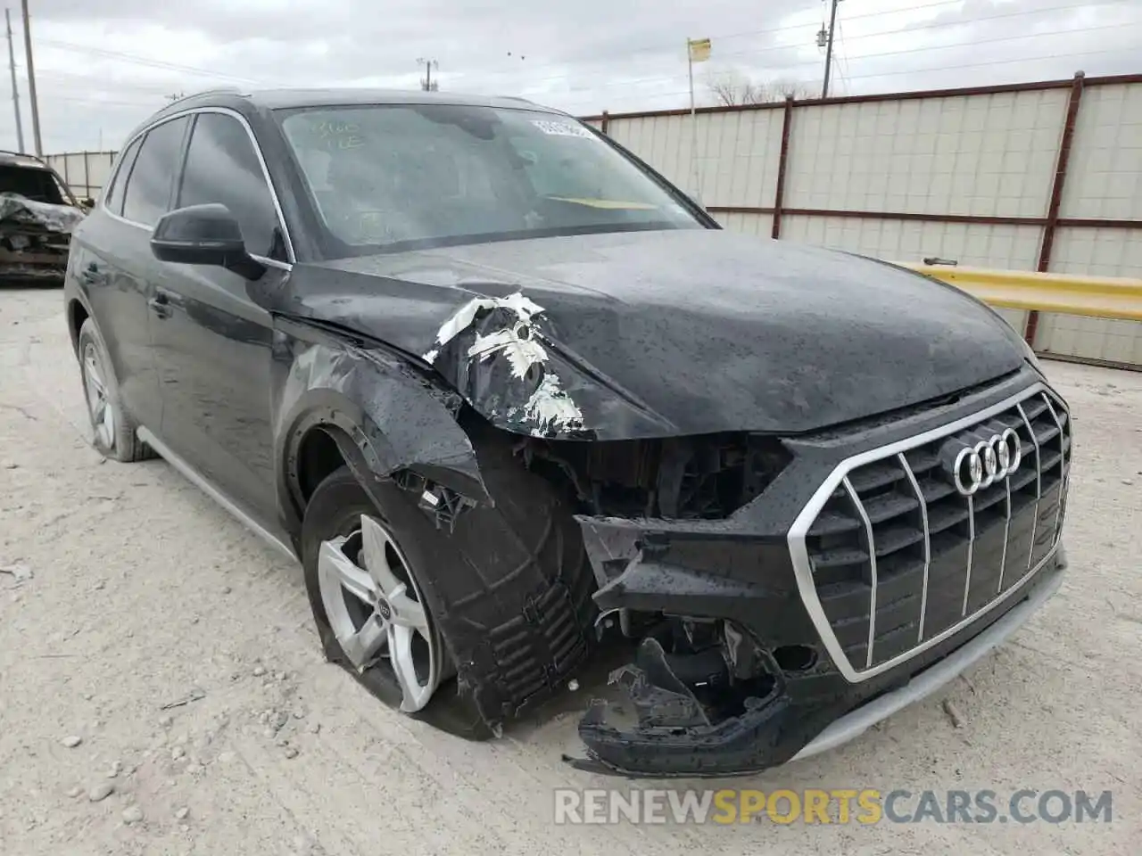 1 Photograph of a damaged car WA1AAAFY8M2098848 AUDI Q5 2021