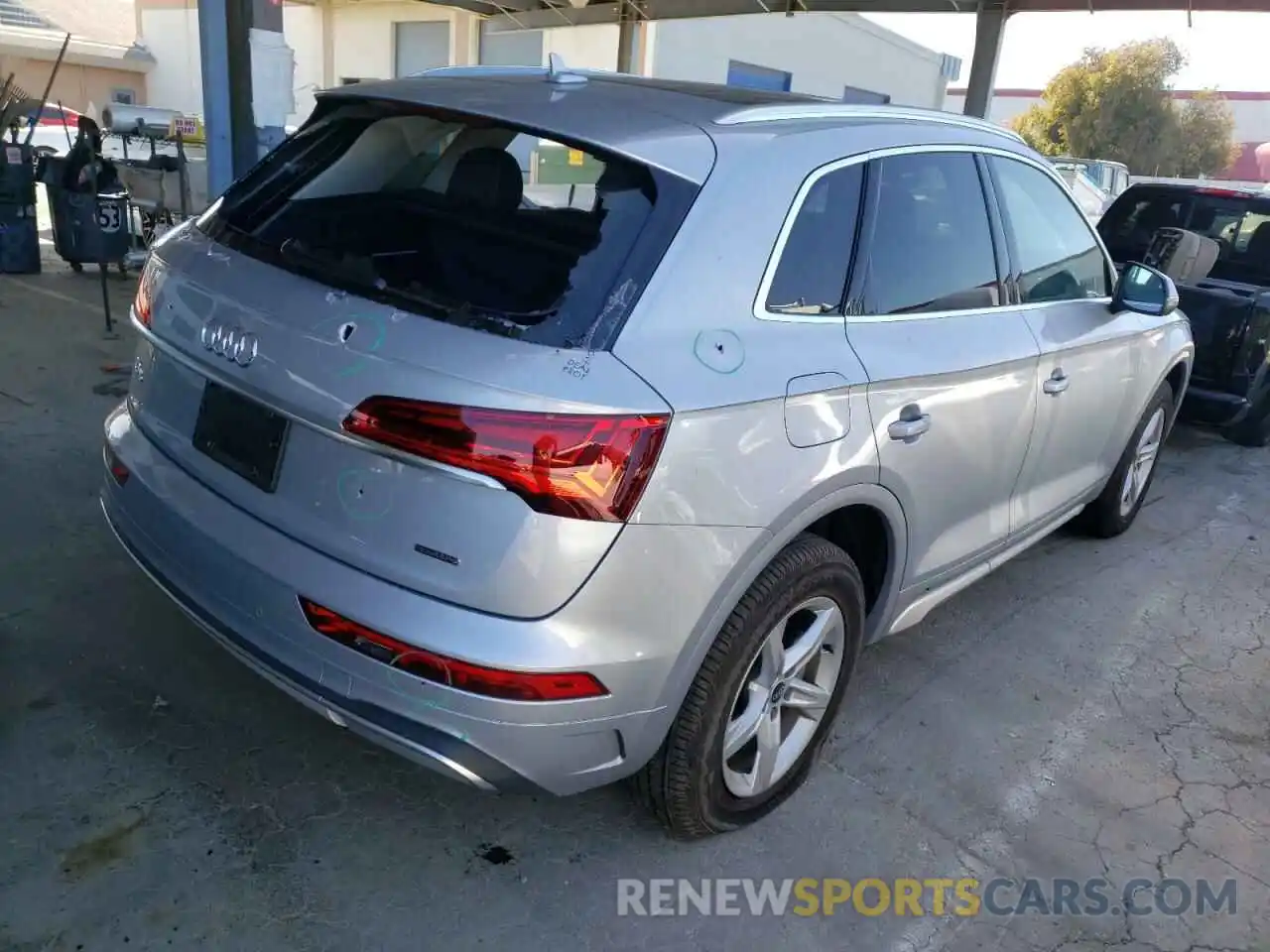 4 Photograph of a damaged car WA1AAAFY9M2026301 AUDI Q5 2021