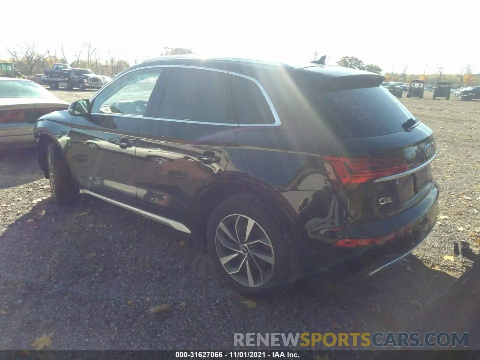 3 Photograph of a damaged car WA1AAAFY9M2089060 AUDI Q5 2021