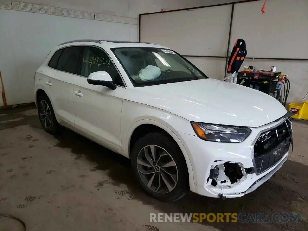 1 Photograph of a damaged car WA1AAAFY9M2091021 AUDI Q5 2021