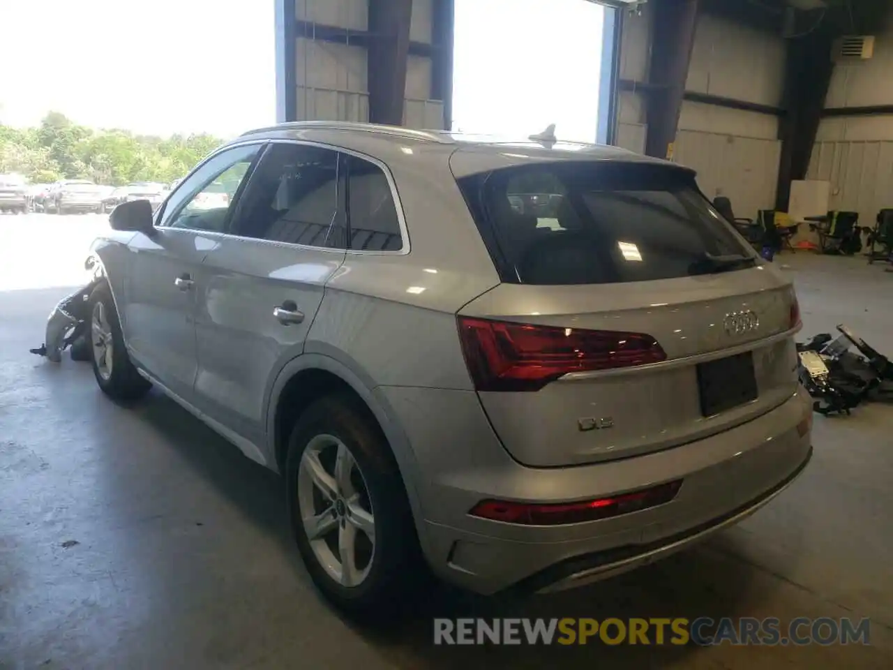 3 Photograph of a damaged car WA1AAAFY9M2098440 AUDI Q5 2021