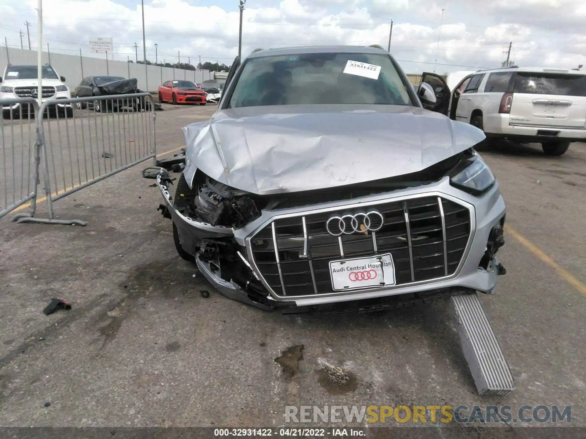 6 Photograph of a damaged car WA1AAAFY9M2098566 AUDI Q5 2021