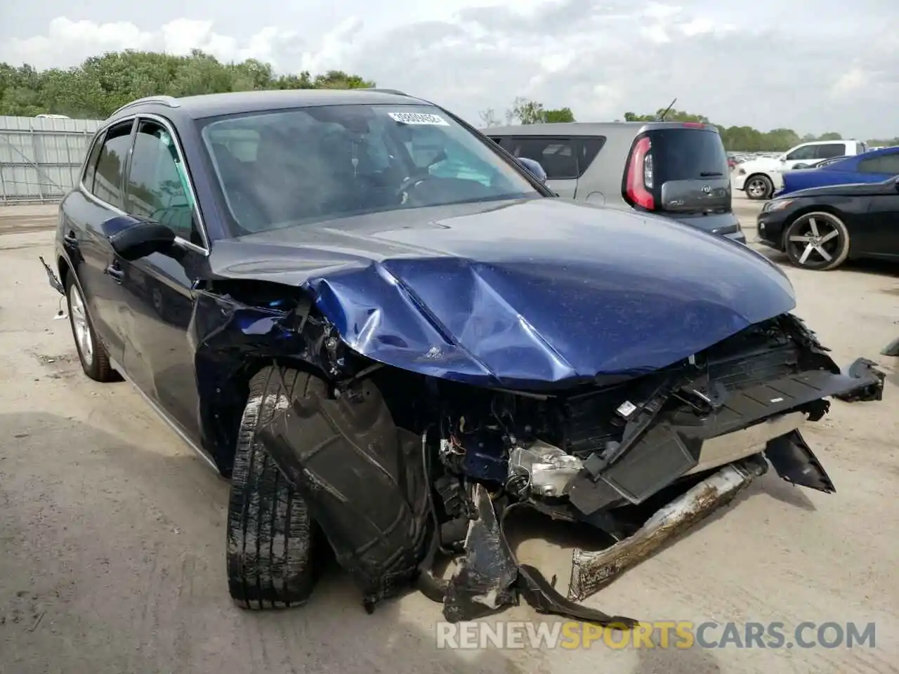 1 Photograph of a damaged car WA1AAAFY9M2132604 AUDI Q5 2021