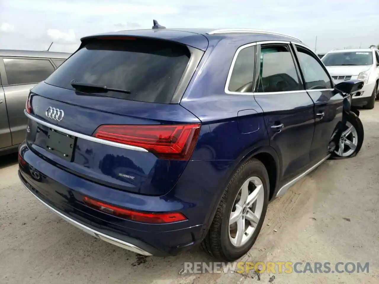 4 Photograph of a damaged car WA1AAAFY9M2132604 AUDI Q5 2021