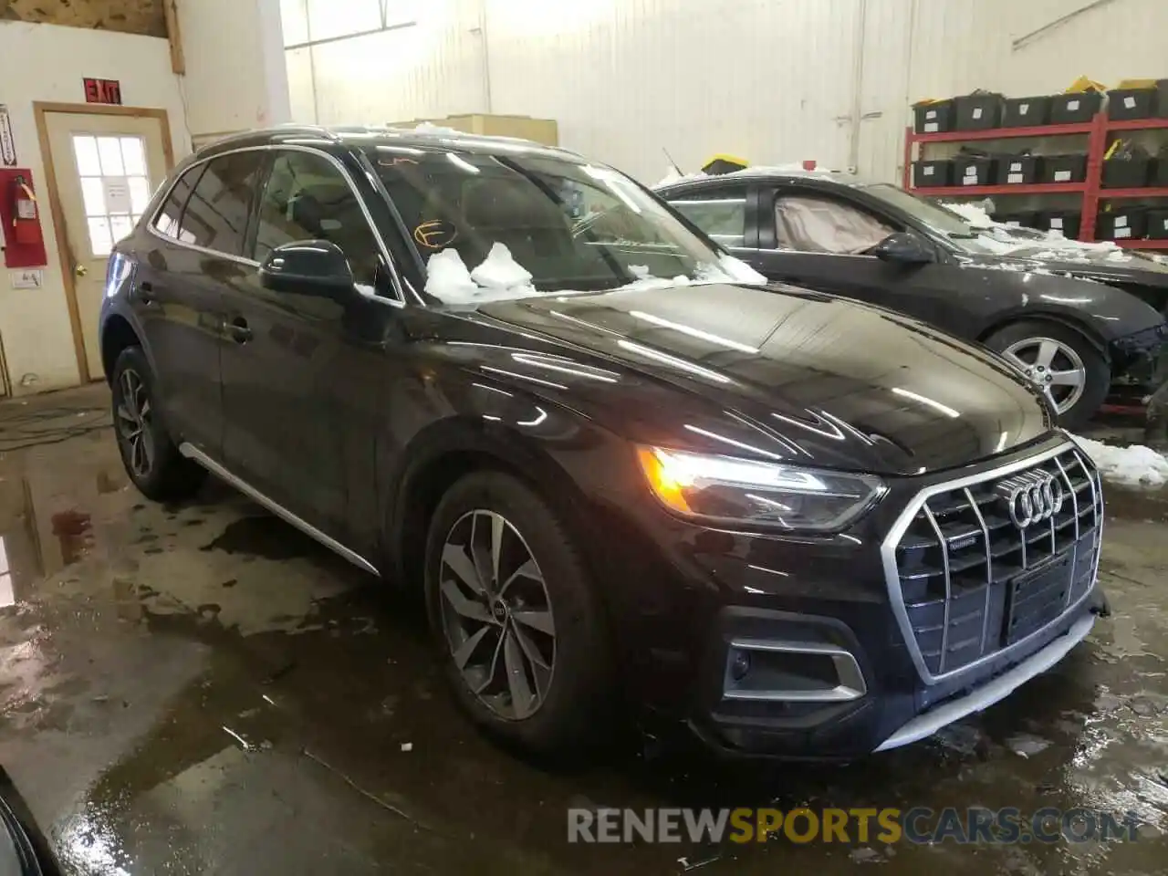 1 Photograph of a damaged car WA1AAAFY9M2140735 AUDI Q5 2021