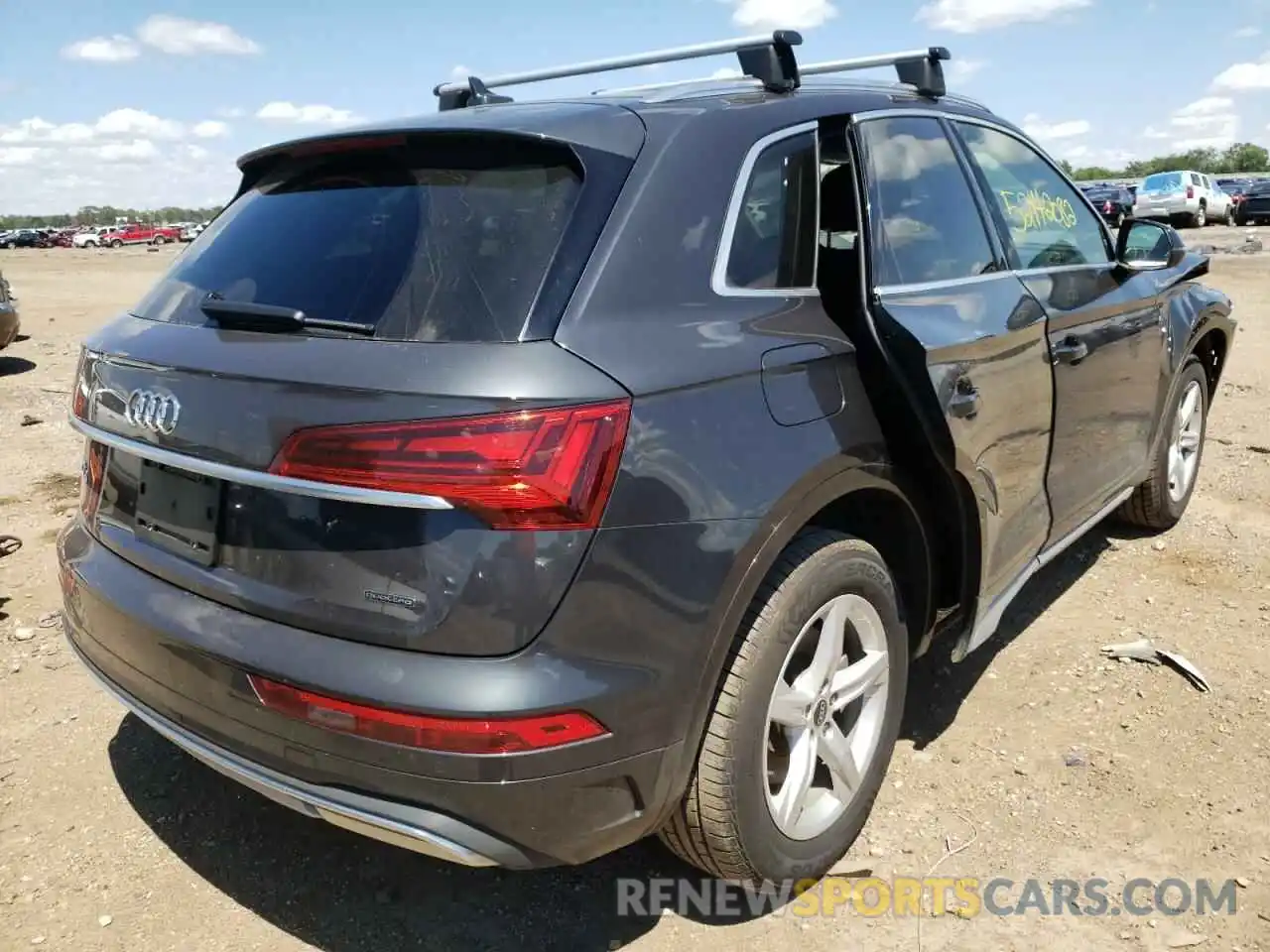 4 Photograph of a damaged car WA1AAAFYXM2003173 AUDI Q5 2021