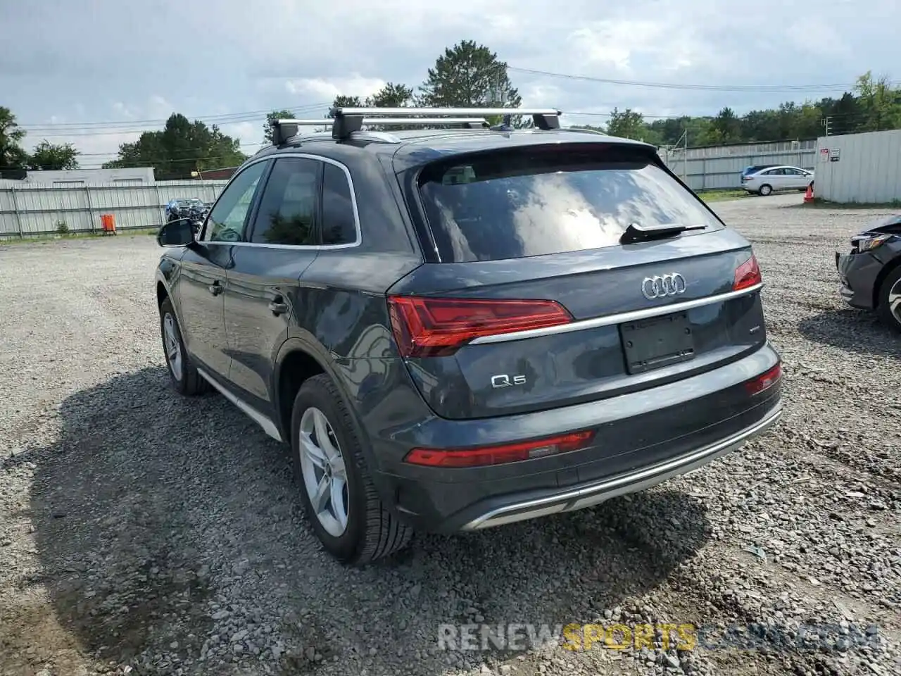 3 Photograph of a damaged car WA1AAAFYXM2004565 AUDI Q5 2021