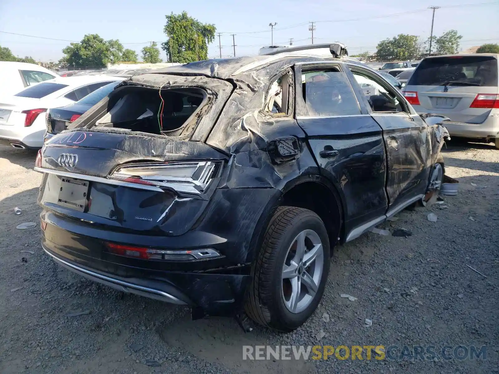 4 Photograph of a damaged car WA1AAAFYXM2008972 AUDI Q5 2021