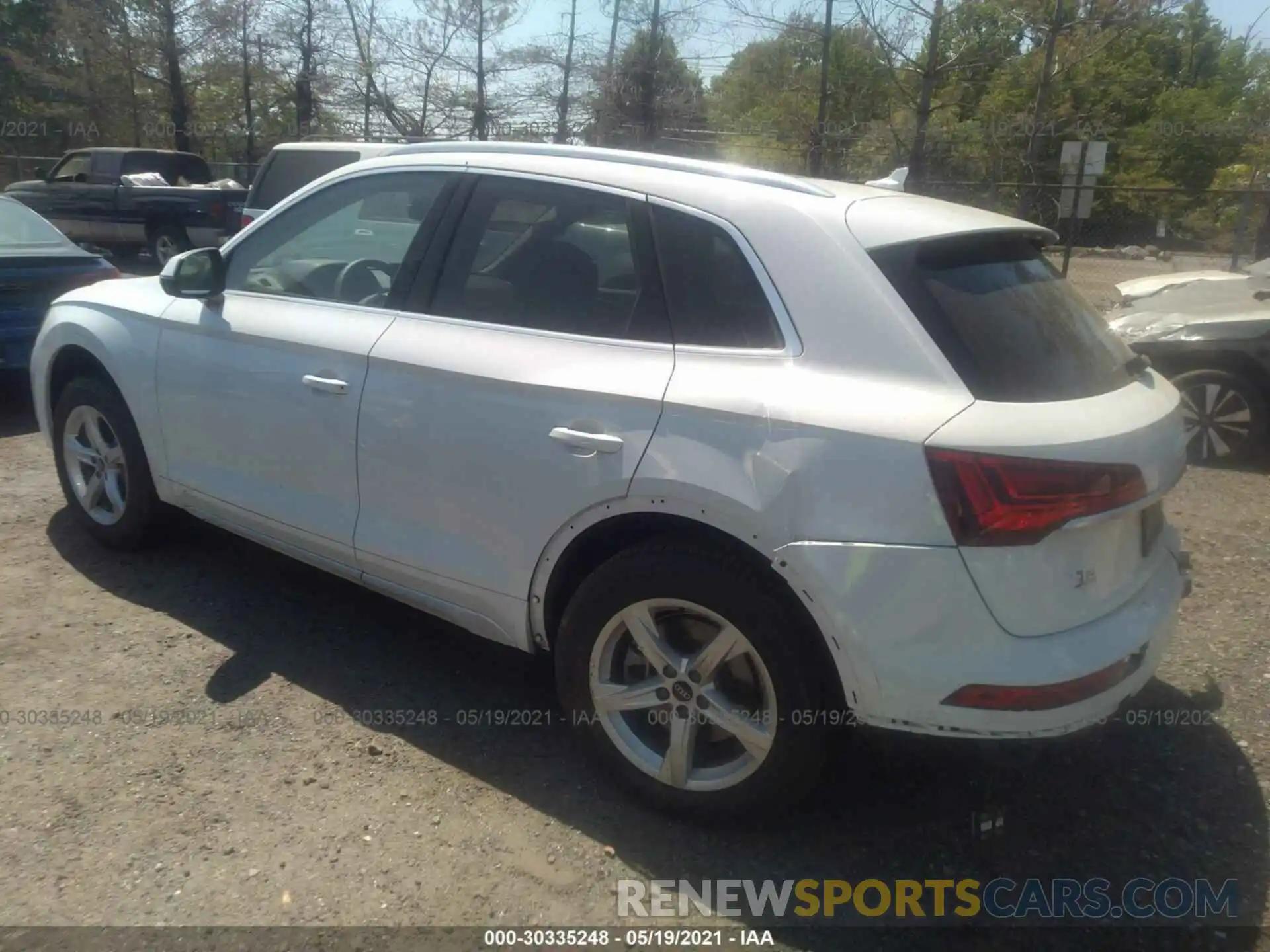 3 Photograph of a damaged car WA1AAAFYXM2034083 AUDI Q5 2021