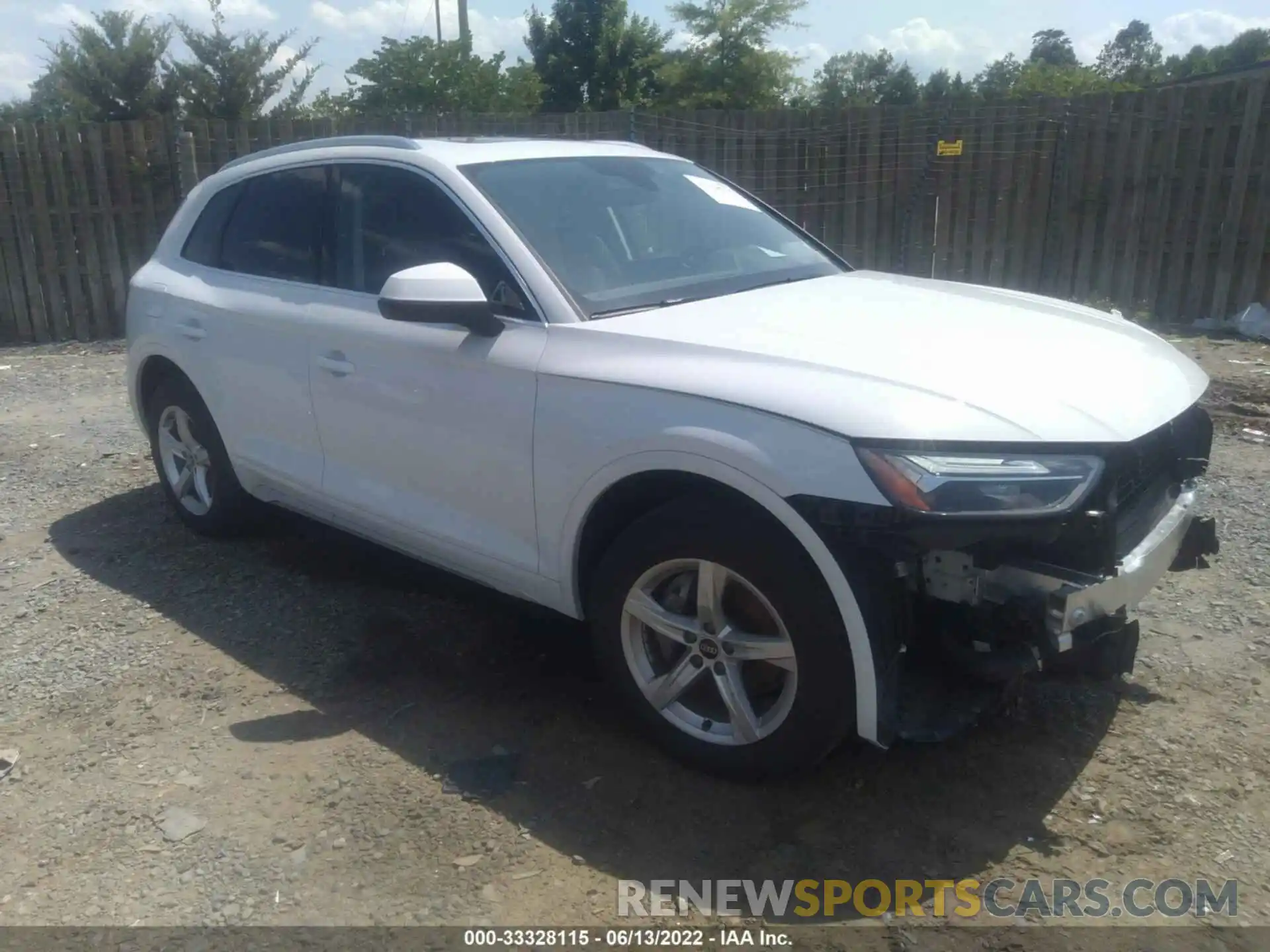 1 Photograph of a damaged car WA1AAAFYXM2044113 AUDI Q5 2021