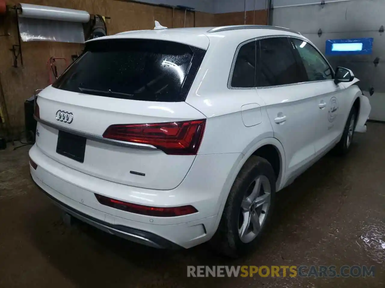 4 Фотография поврежденного автомобиля WA1AAAFYXM2061543 AUDI Q5 2021